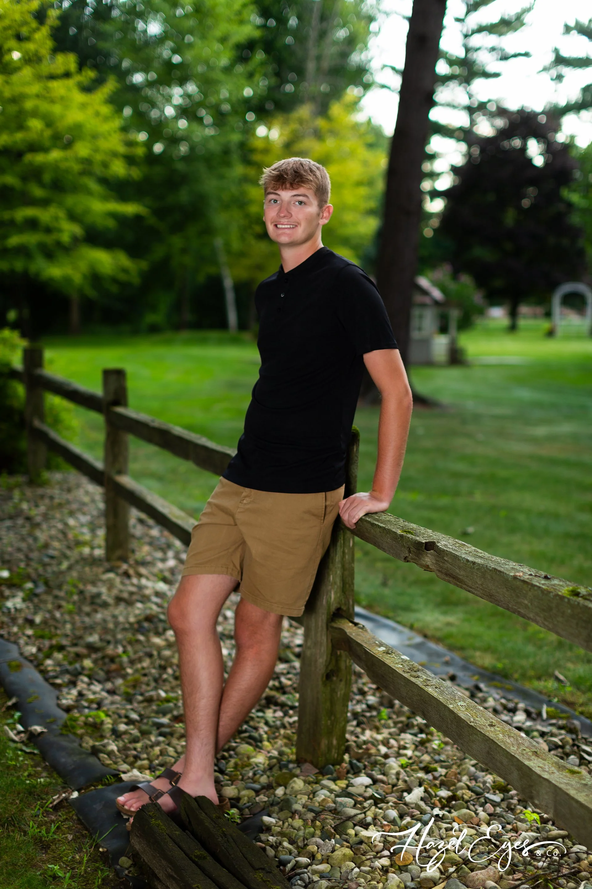 DrewSchmidt-2024-SeniorPhotos-61.jpg