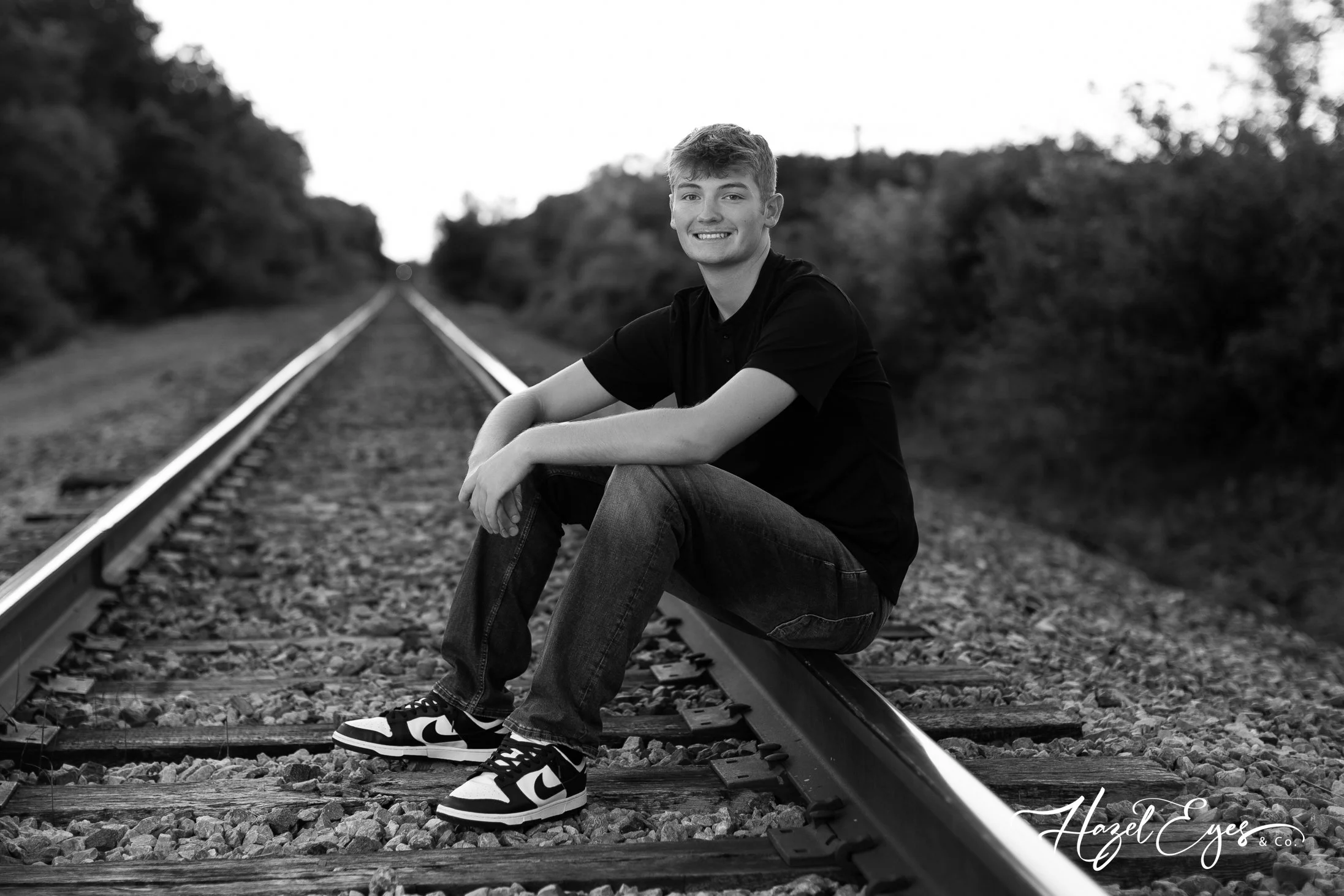 DrewSchmidt-2024-SeniorPhotos-110.jpg