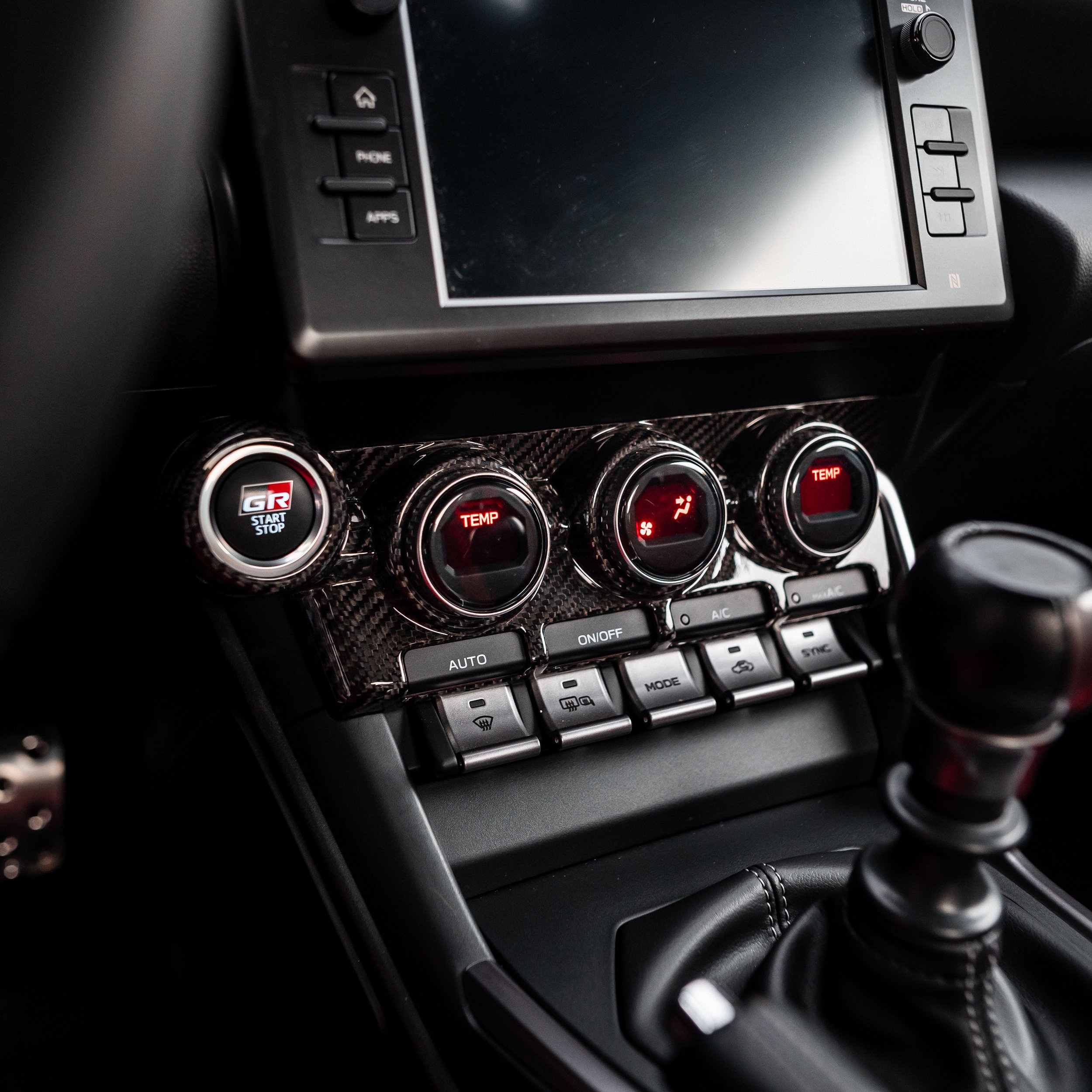 Knob-Panel-Installed-3.jpg