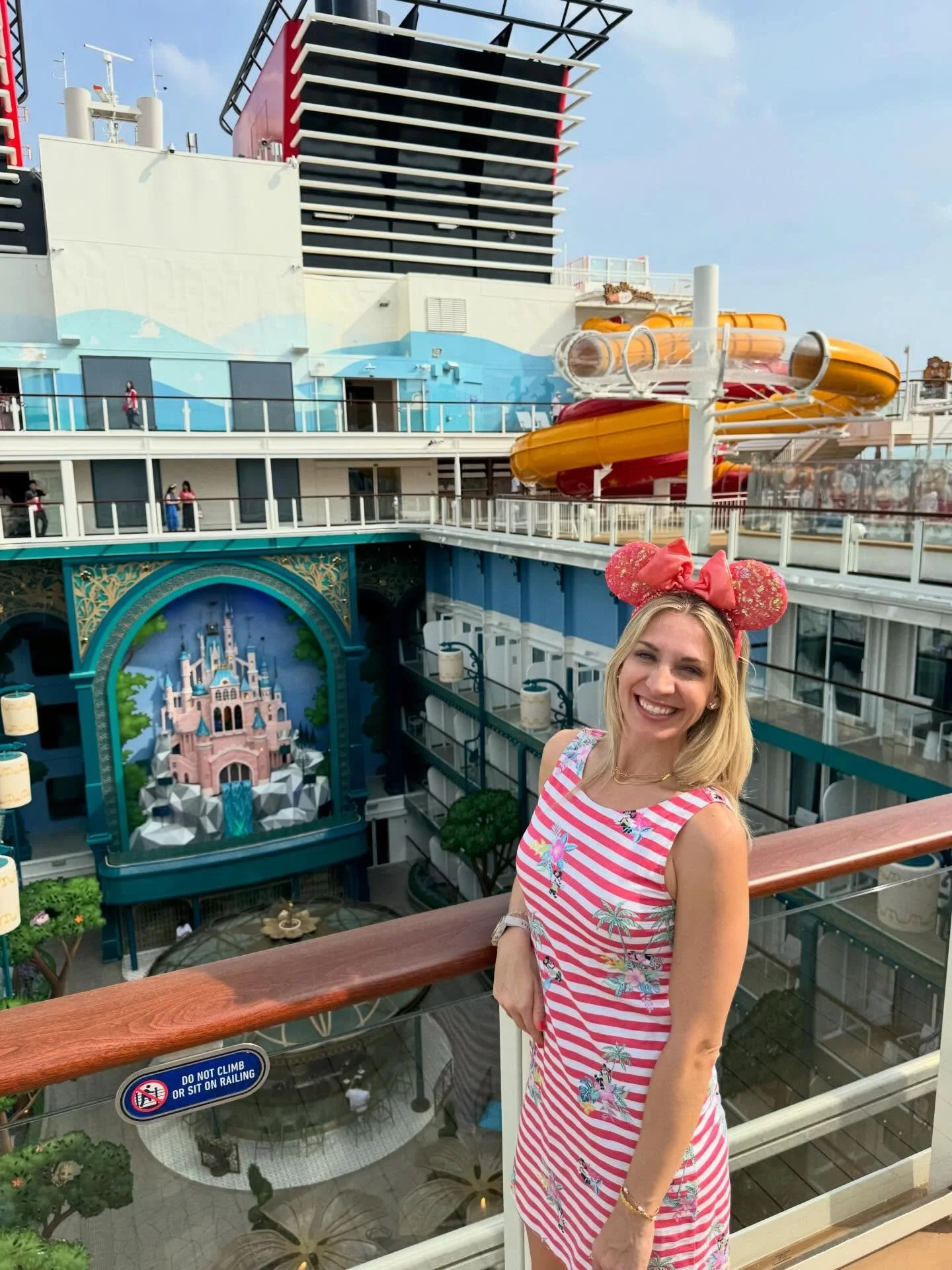 Just a few of my favorite moments from embarkation day on the Disney Adventure Maiden Voyage! 🤩❤️🚢

The Disney Adventure is a destination in herself. Can&rsquo;t wait to continue to explore this beautiful ship!! &deg;o&deg;

#disneyadventure #disne