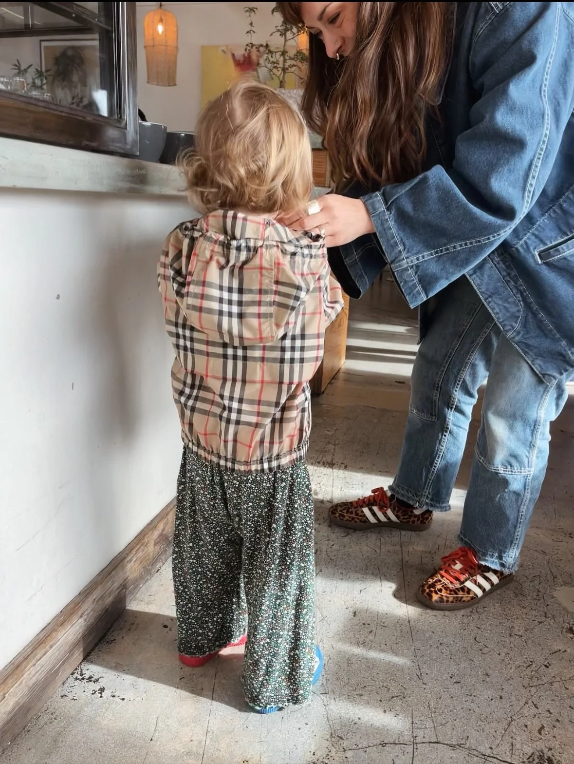 stranger took the 1st pic: &ldquo;your kid is microfashion&rdquo; lol not sure about that, but i am sure california will always feel like a home to us 🩵 

@ashwood.music thanks for bringing us all out 🥹