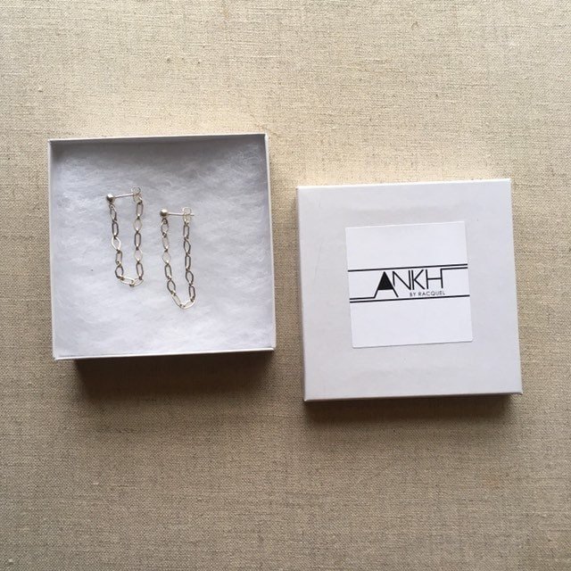 https://i.etsystatic.com/5575891/r/il/5c58f7/1886517578/il_fullxfull.1886517578_6x3a.jpg