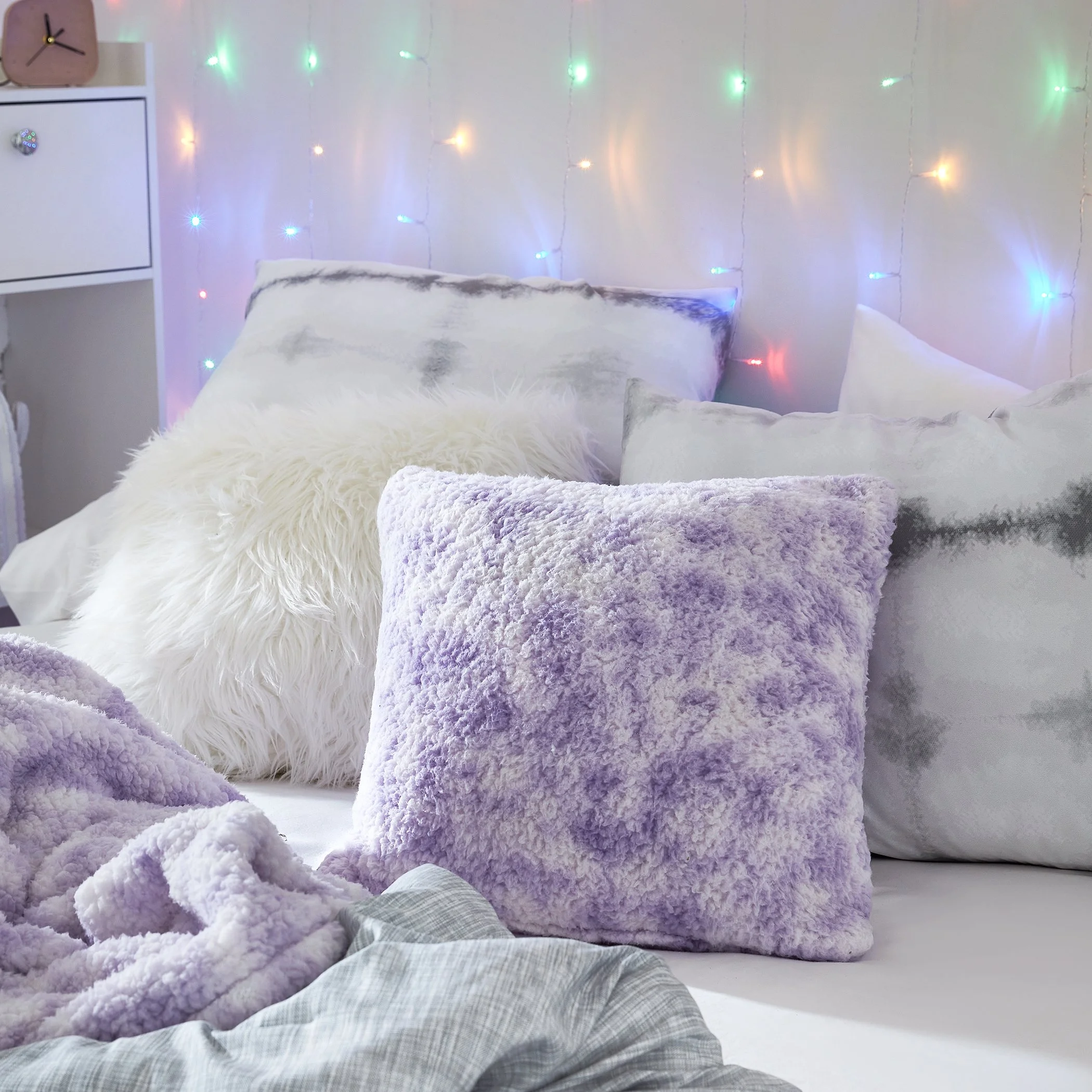 FV21_BTC21_Danika_Lavender_Pillow_Web Shot 2_Low Res.jpg