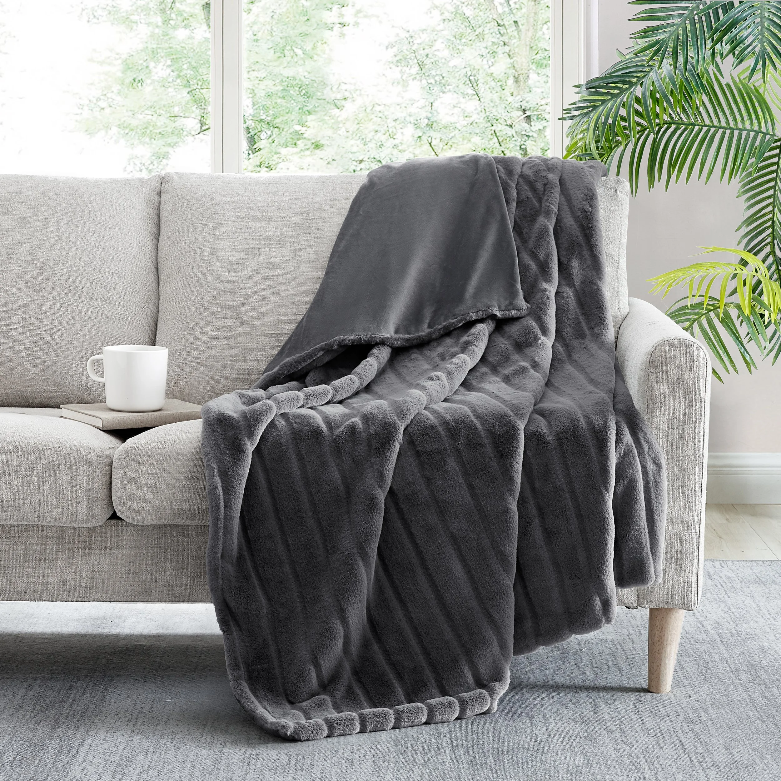 KOZE_WALMART_F'21_CASCADE_CHARCOAL_THROW_LIF_WEB SHOT2.jpg