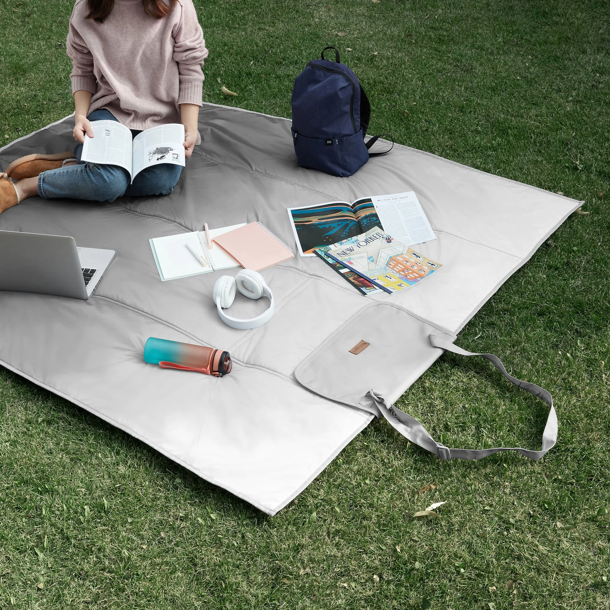 KB_KH_BTC22_ROWEN_TRBLNC OMBR_OTDR BLKT_LIF_PACKAGING SHOT1_JPG.jpg