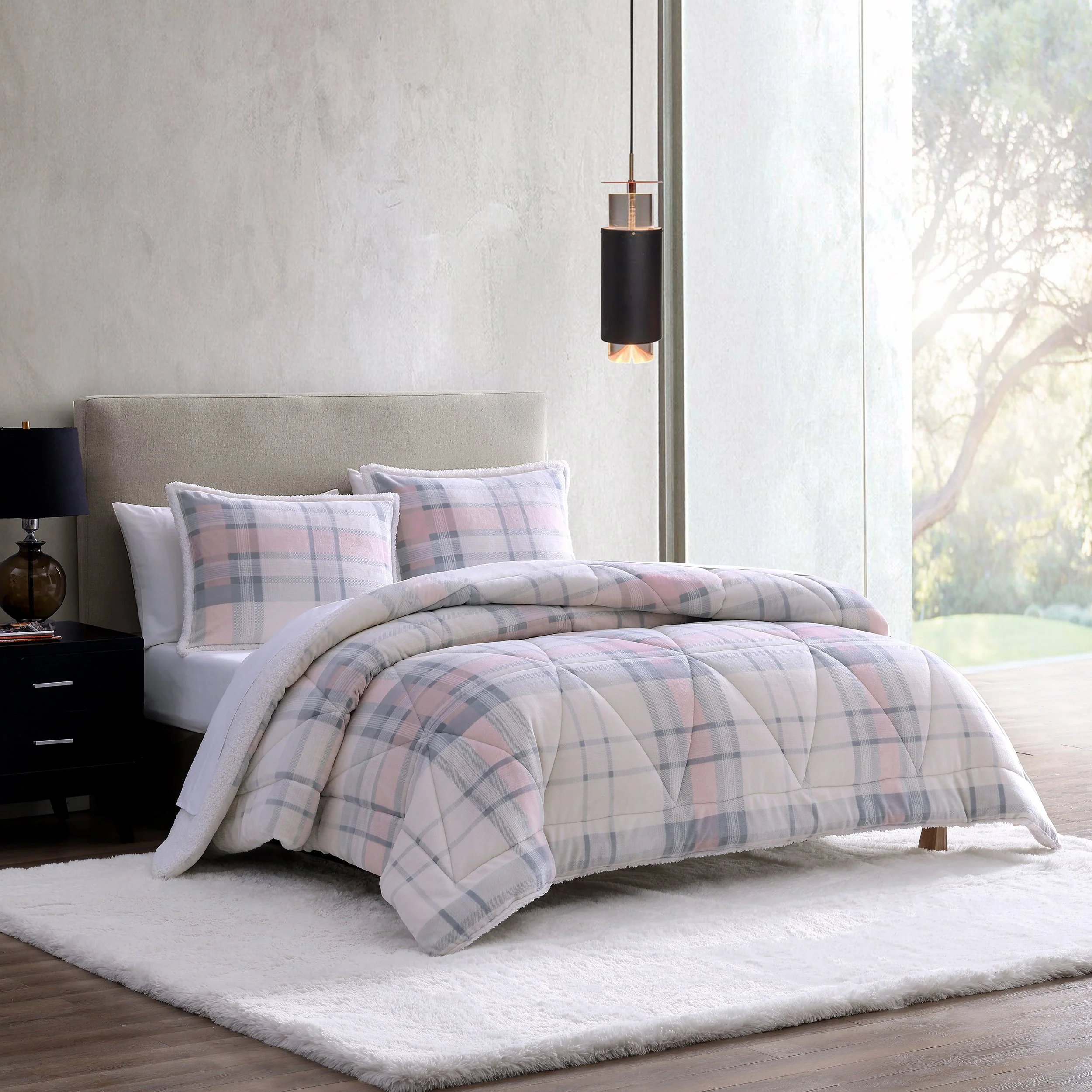 UGG_BBB_BTC23_AVERY_BLOSSOM PLD_CMF_PKG 1.JPG