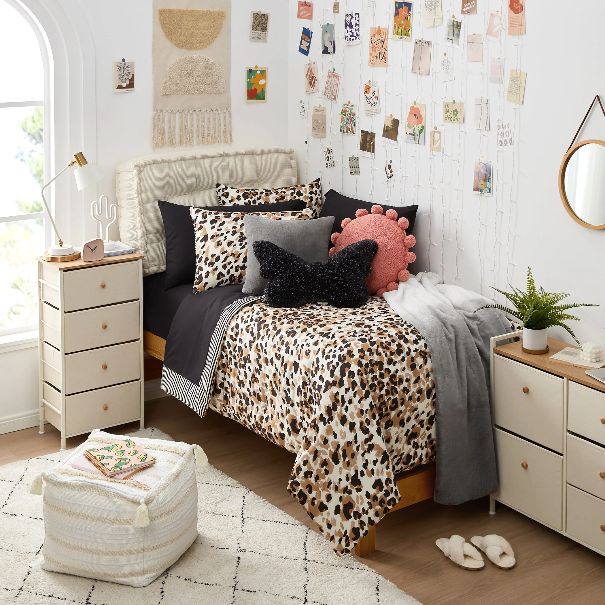 FV21_JCP_BTC 23_LEO_BRCH_CMF_Lif_PKG 1.jpg