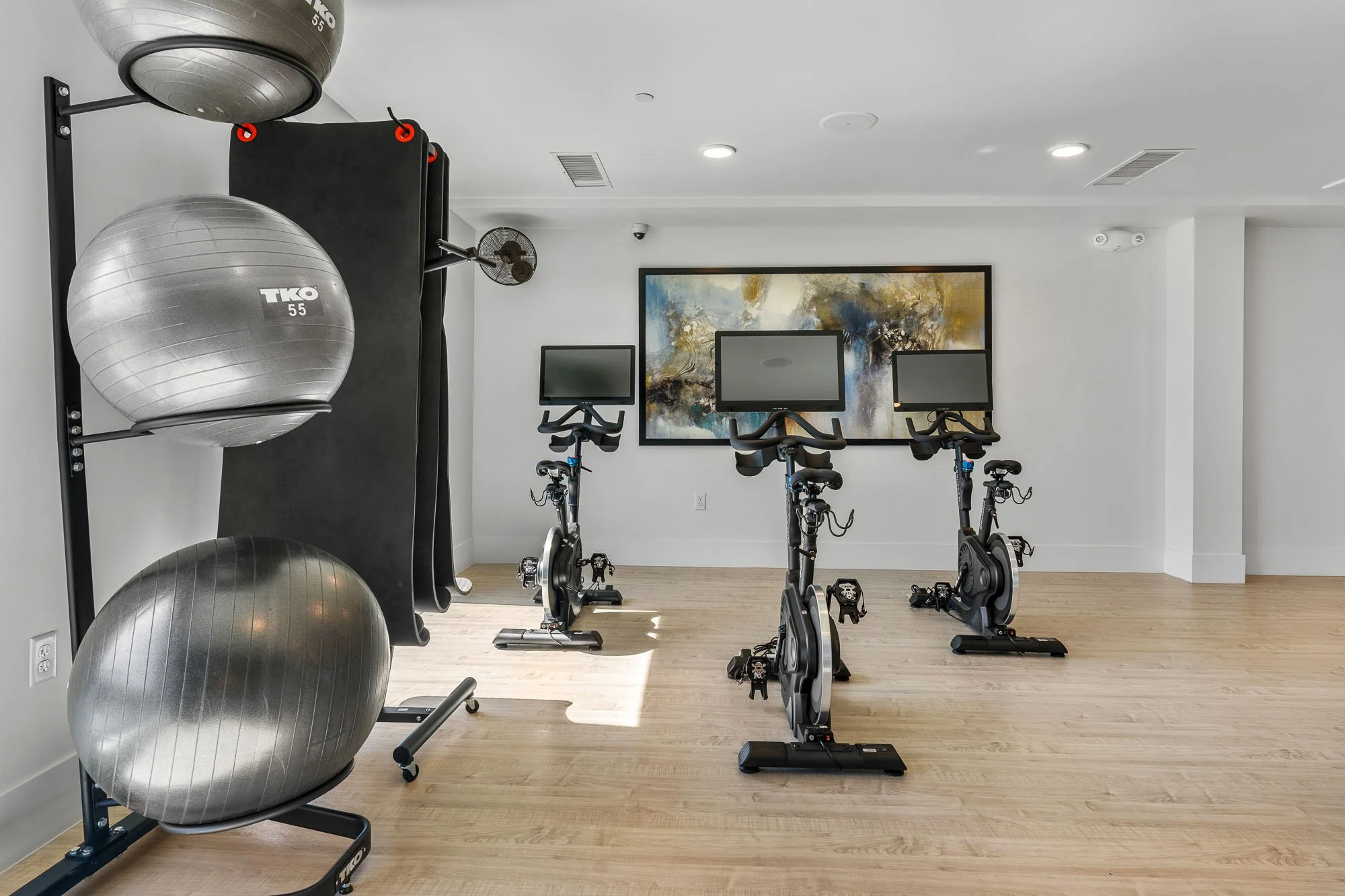 Aura Uptown - final - web size-54.jpg