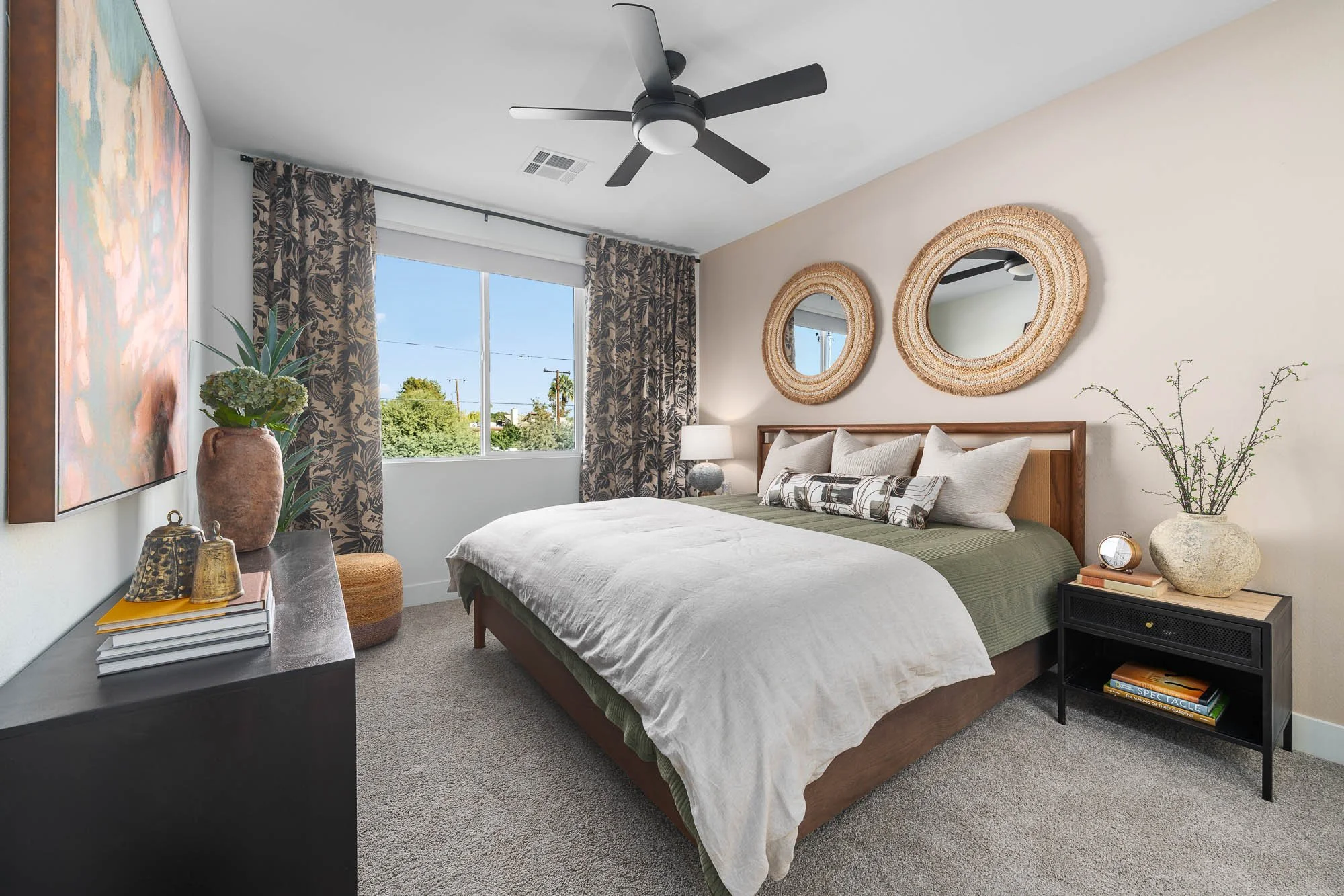 Aura Uptown - final - web size-7.jpg