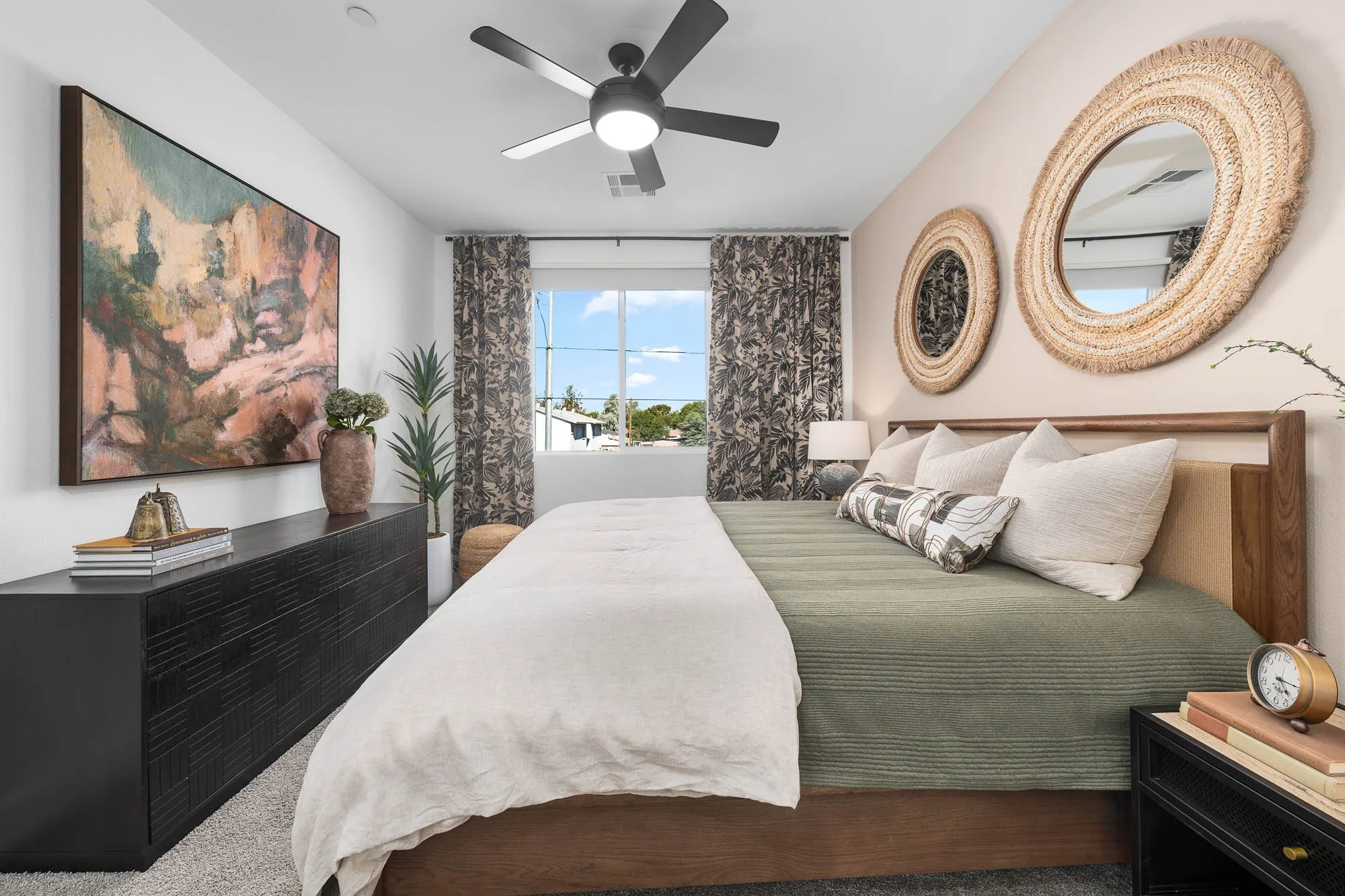 Aura Uptown - final - web size-8.jpg