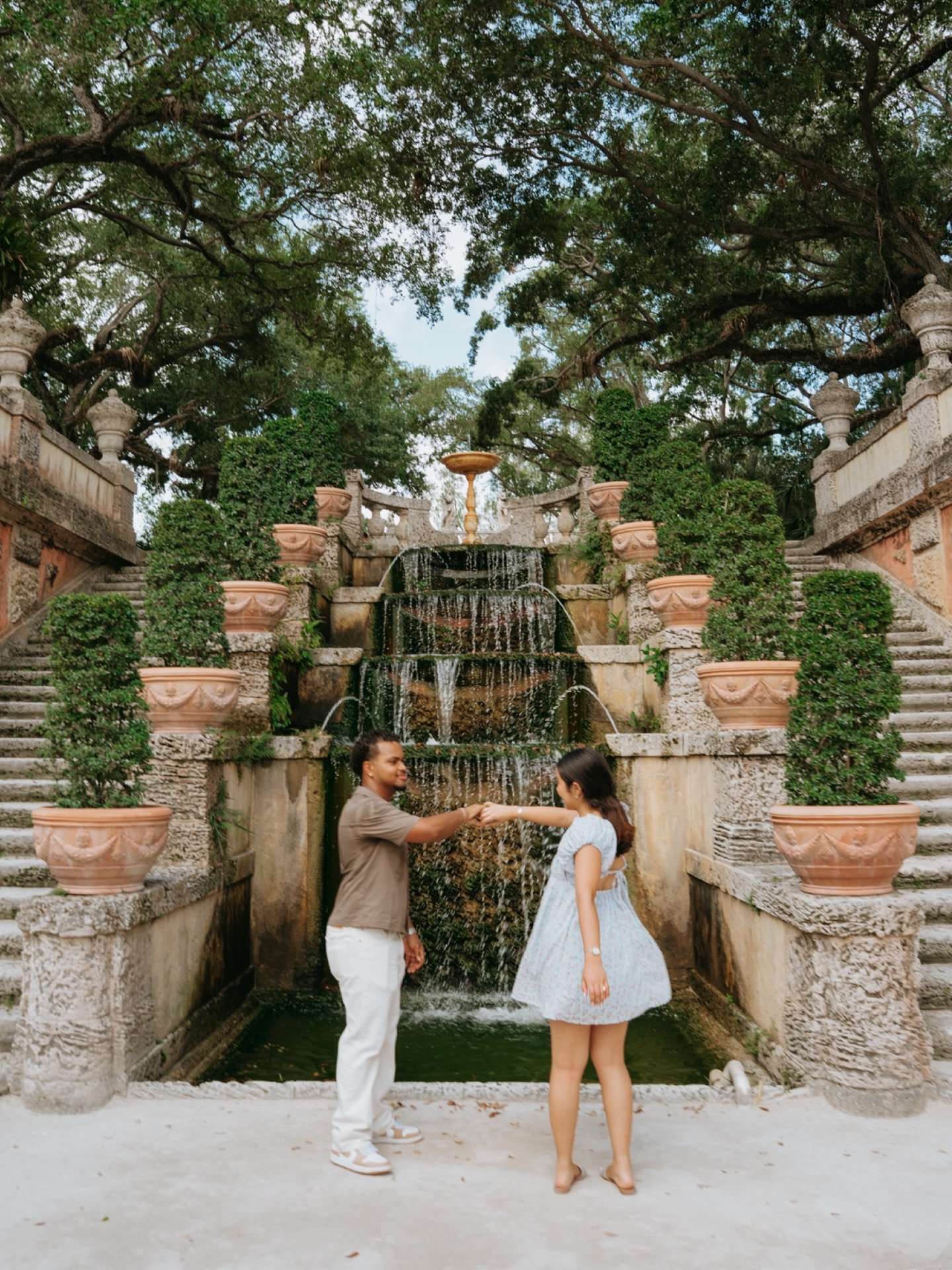 Love that feels lived in 💌

#vizcayaphotoshoot #vizcayaengagement #miamiengagementsession #miamiphotographer