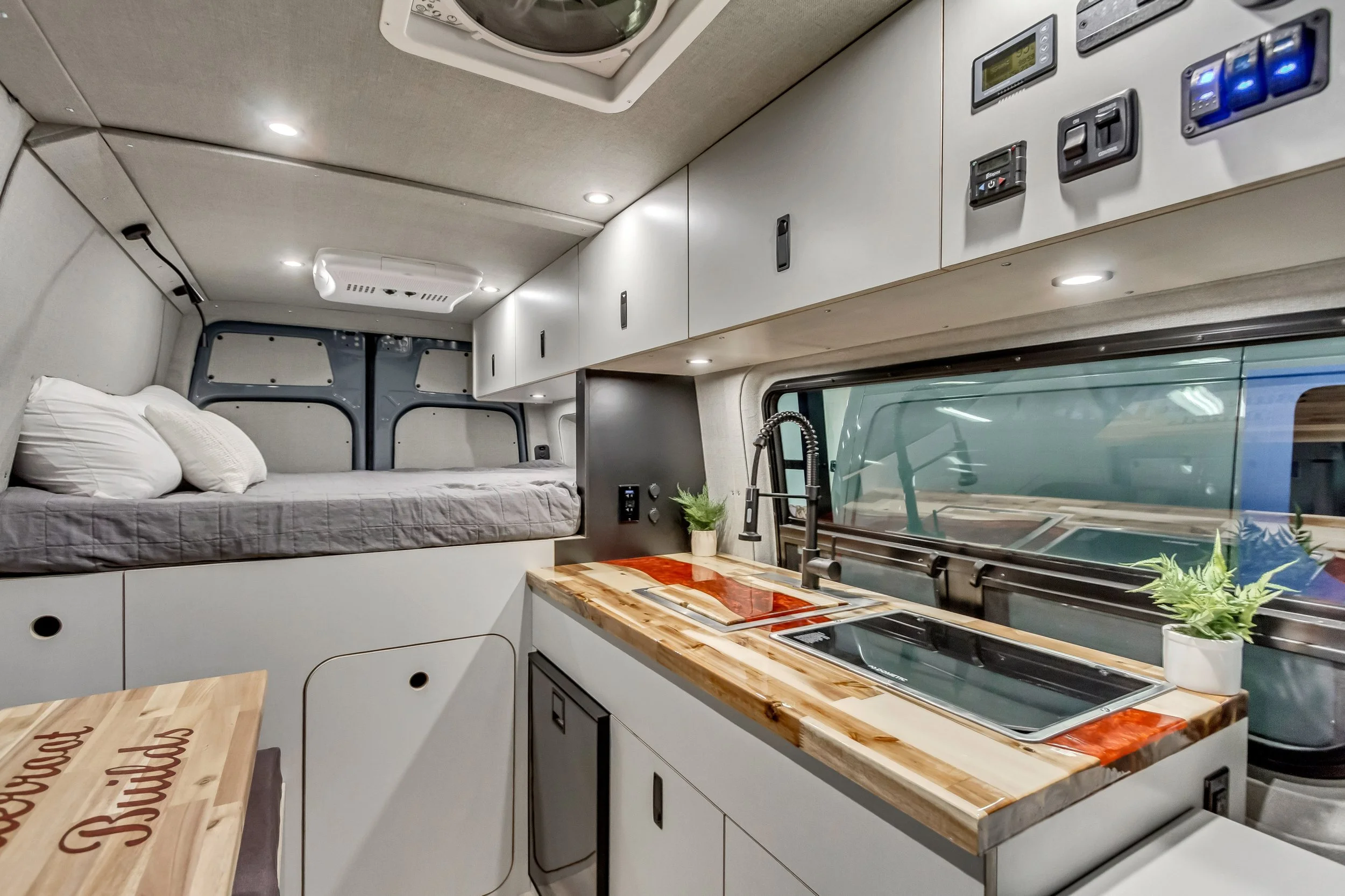 2022 Mercedes Sprinter 144 4x4 — Bitterroot Builds