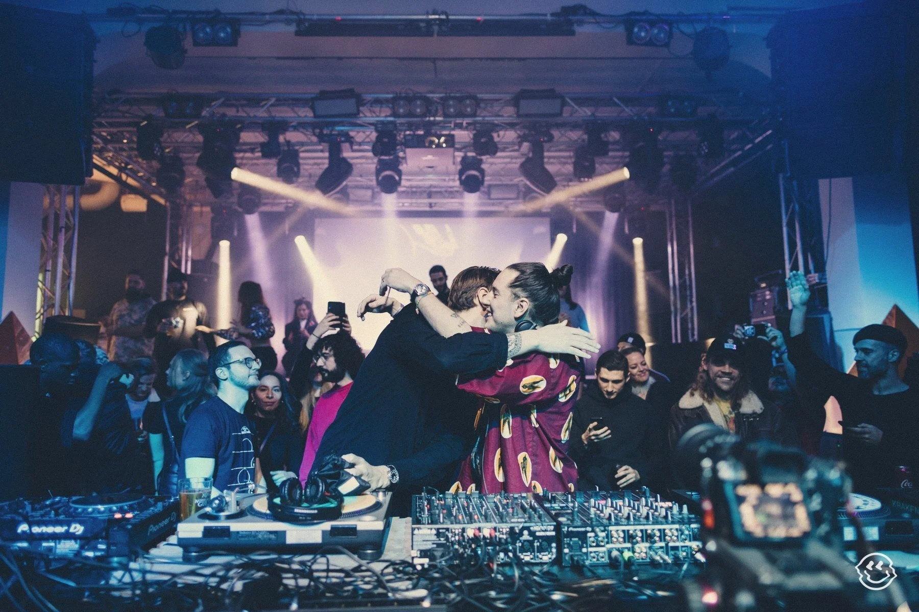 12-hights-stockholm-club-night-stage-and-crowd-copyright-hights.jpg