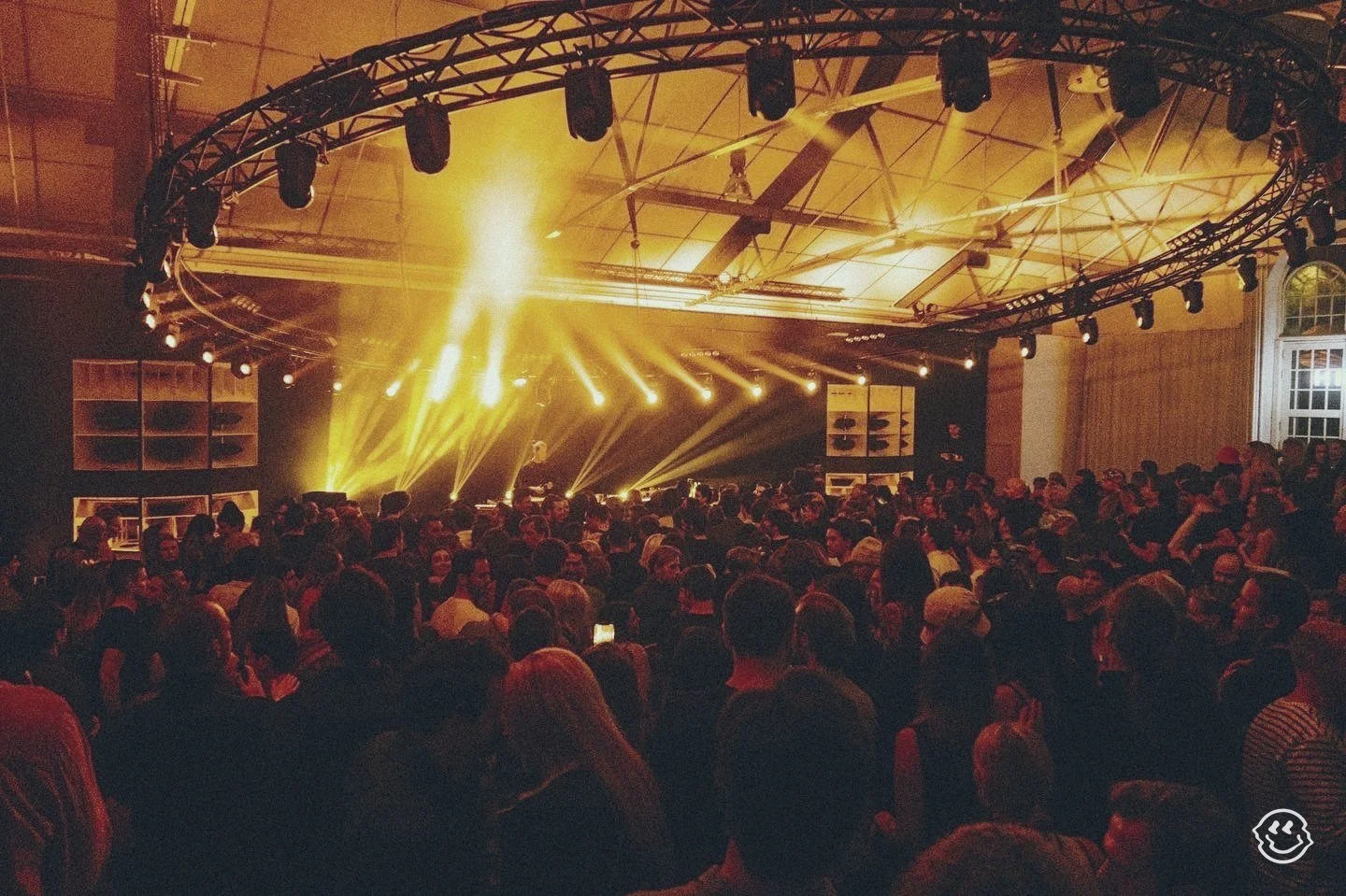16-hights-plus-2021-stage-lights-copyright-hights.jpg