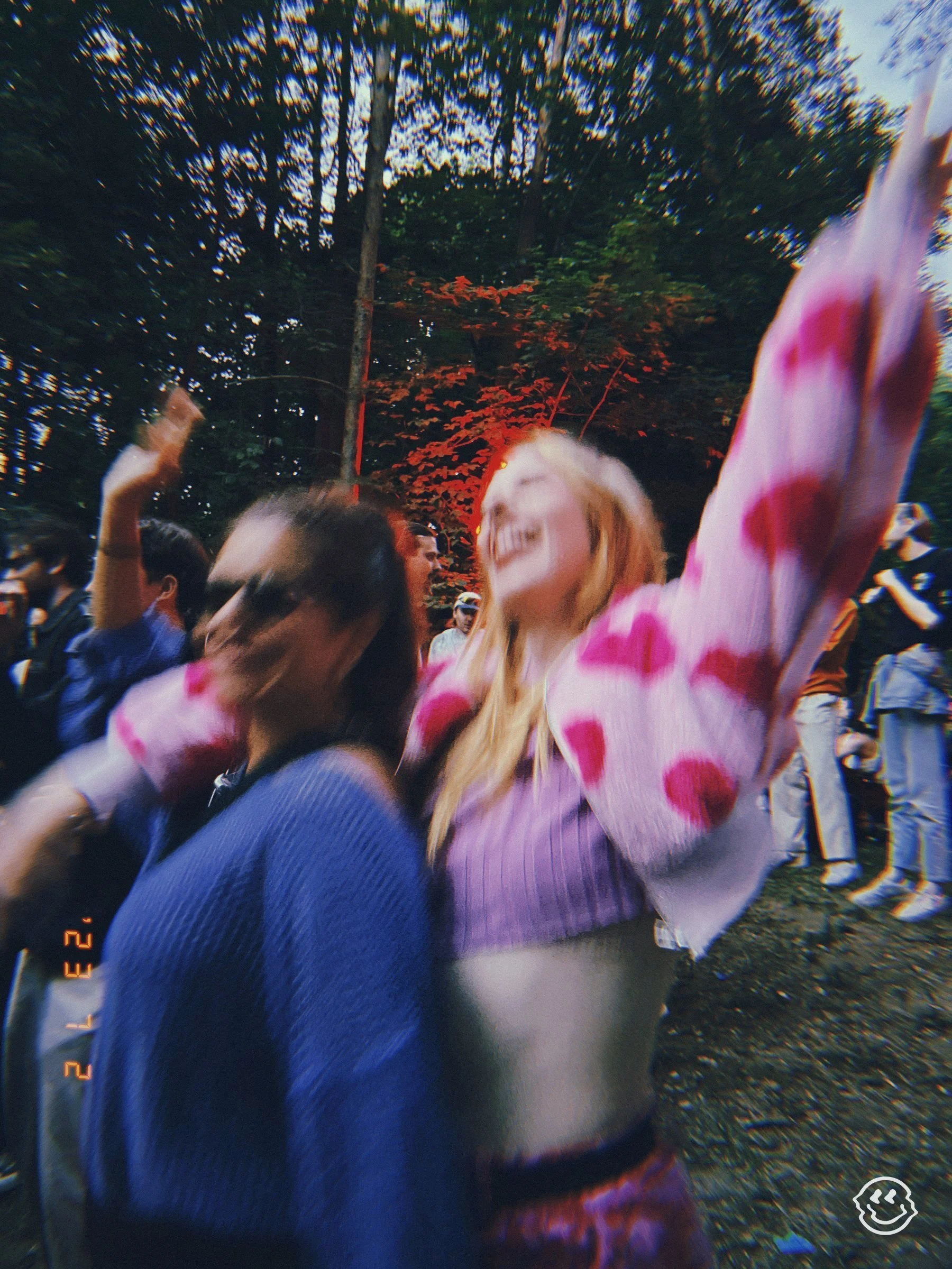 18-hights-plus-in-the-bush-2023-friends-dancing-copyright-hights.jpg