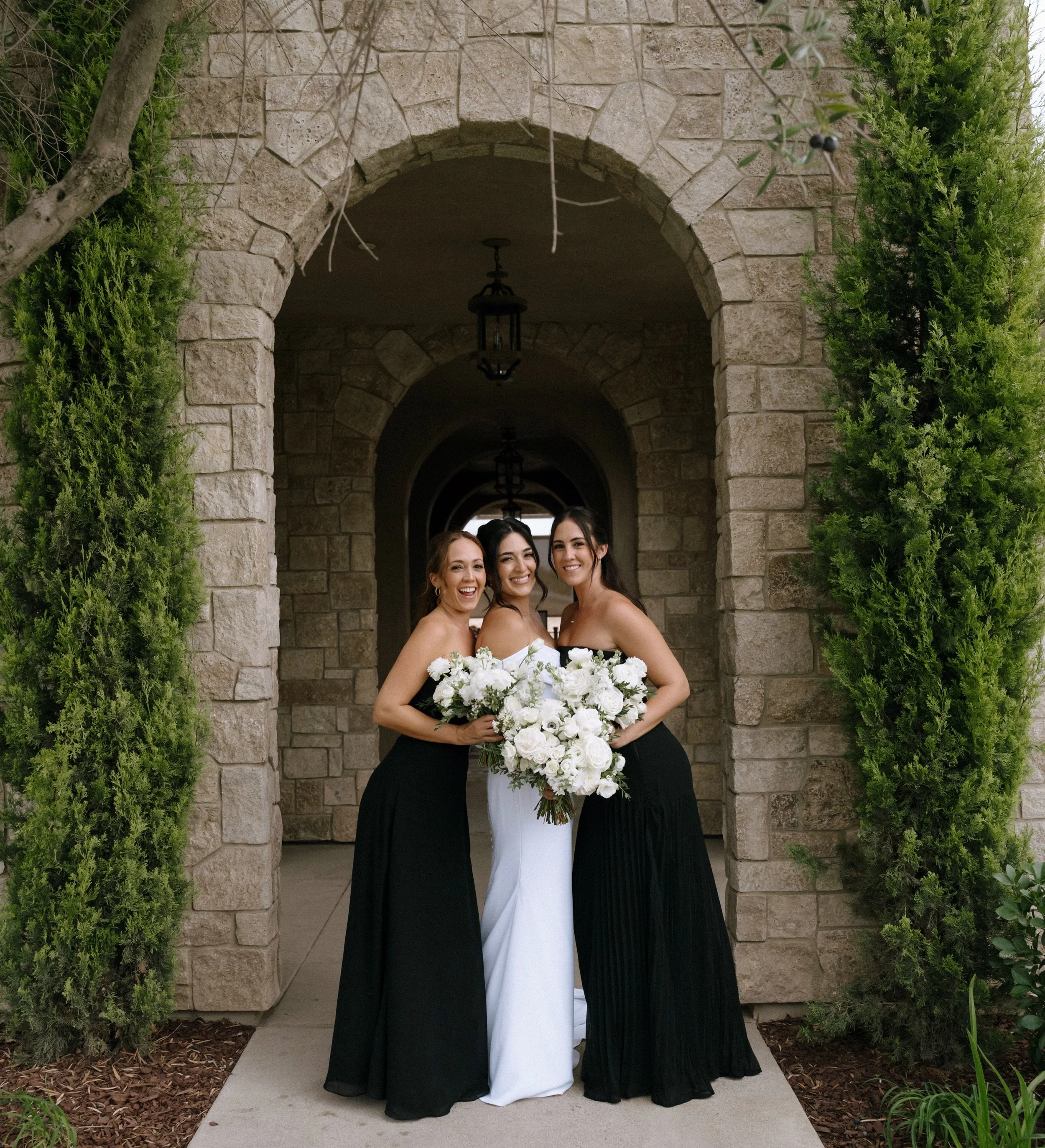 Jade and her girls

&bull;
&bull;
Planning + Coordination @loverevents 
Photography @frankierosephoto 
Florals @kateflowersla 
Venue @europavillageweddings 
Hair + Makeup @facebyraymie