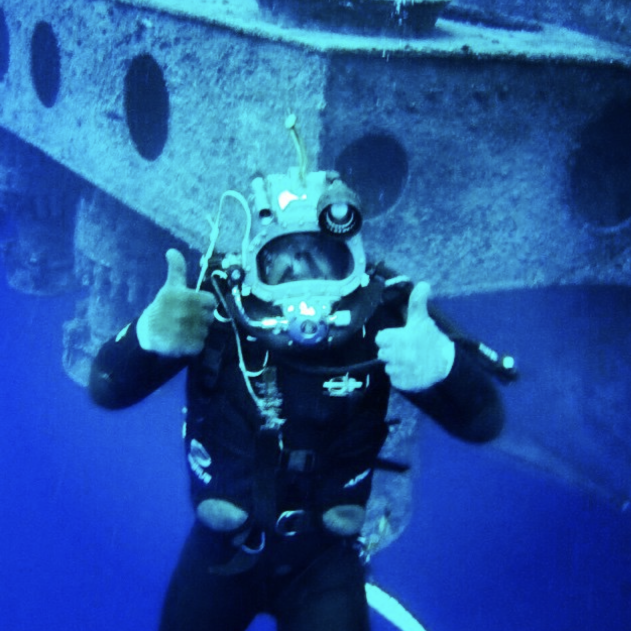 Commercial diving San Francisco Bay Area - Raphael Garios (Poseidon Boat Services)