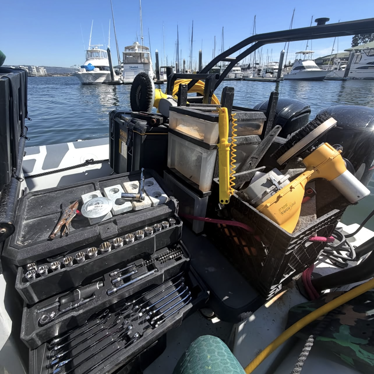 Underwater large boat yacht hull cleaning diving expertise with top equipment Nemo, Remora. San Francisco Bay Area: Alameda, Ballena Bay, Oakland, San Francisco, Sausalito, Treasure Island, Berkeley, Emeryville (Poseidon Boat Services)