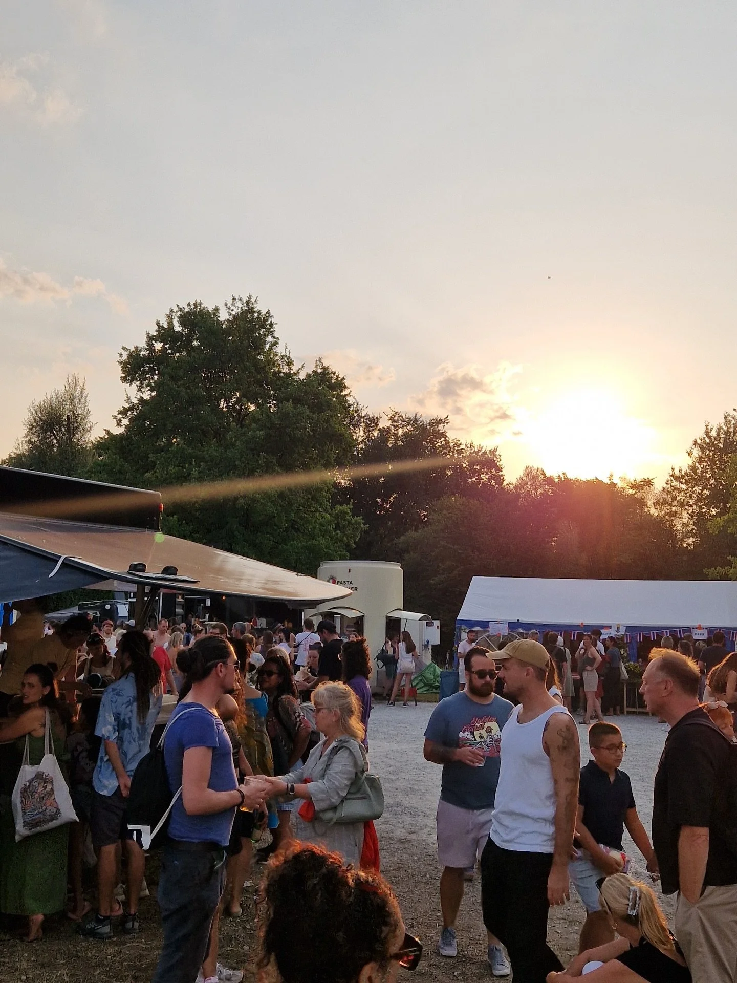 Tag 2 &ndash; ihr habt noch mal alles gegeben! 💃🕺 Was f&uuml;r ein wunderbares Wochenende!

#werdinselopenair2025 #werdinsel #openair #festival #zurich