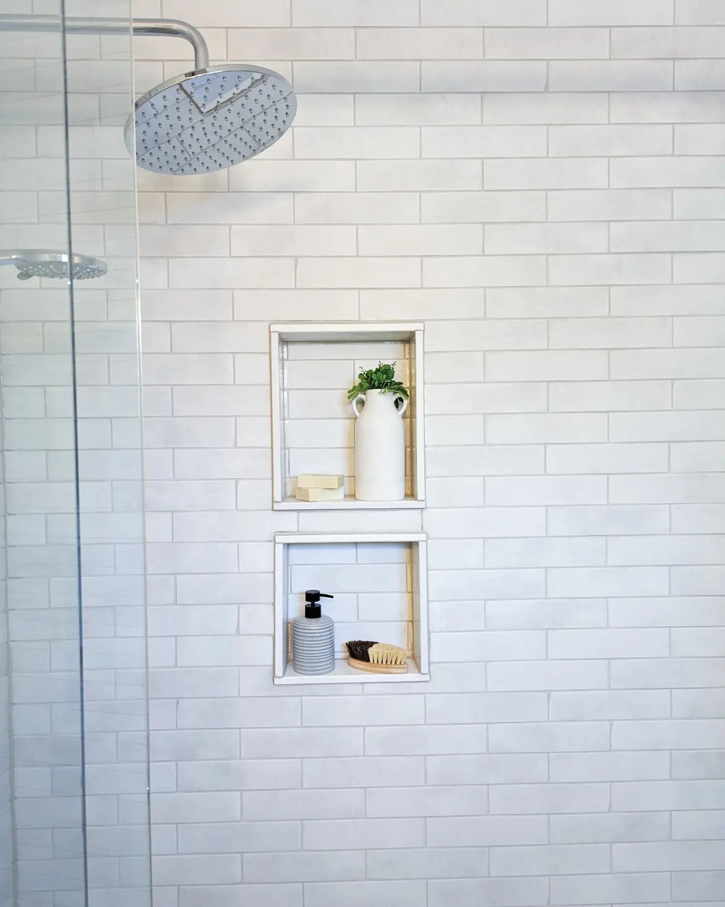 I'm not sure about you but on these wet rainy days I just want warm showers, warm blankets and good books or movies! 

Then again, if my shower tile was this dreamy I'd probably just stay in there for ever and have no idea what the weather was doing!
