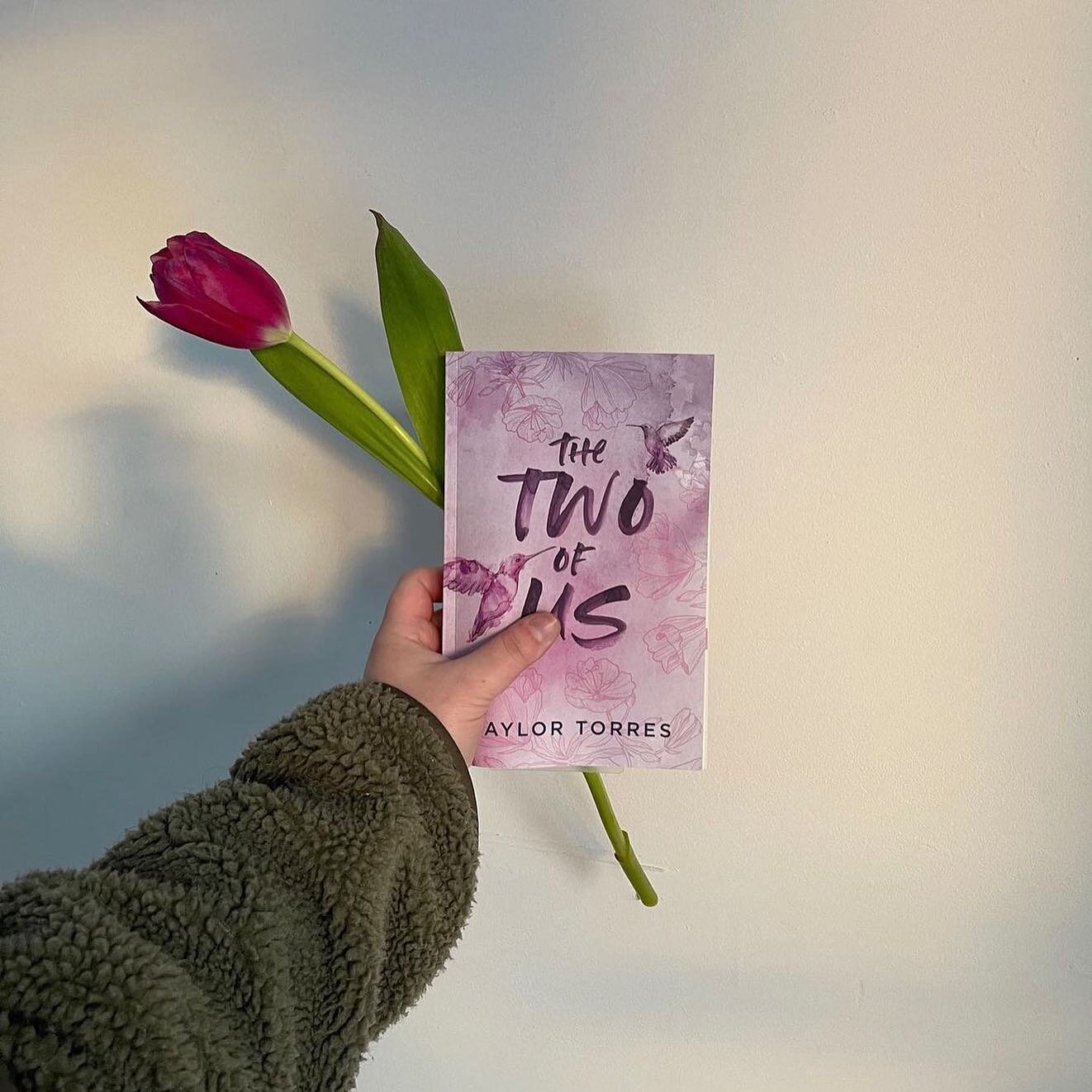 𝙥𝙝𝙤𝙩𝙤 𝙧𝙚𝙥𝙤𝙨𝙩 from @marysreadingdiary ✨

I always get so giddy seeing a book review saying one of you connected with TTOU or that there were specific scenes and lines you thought were worthy of your tabs!! I&rsquo;ll never get over it and I