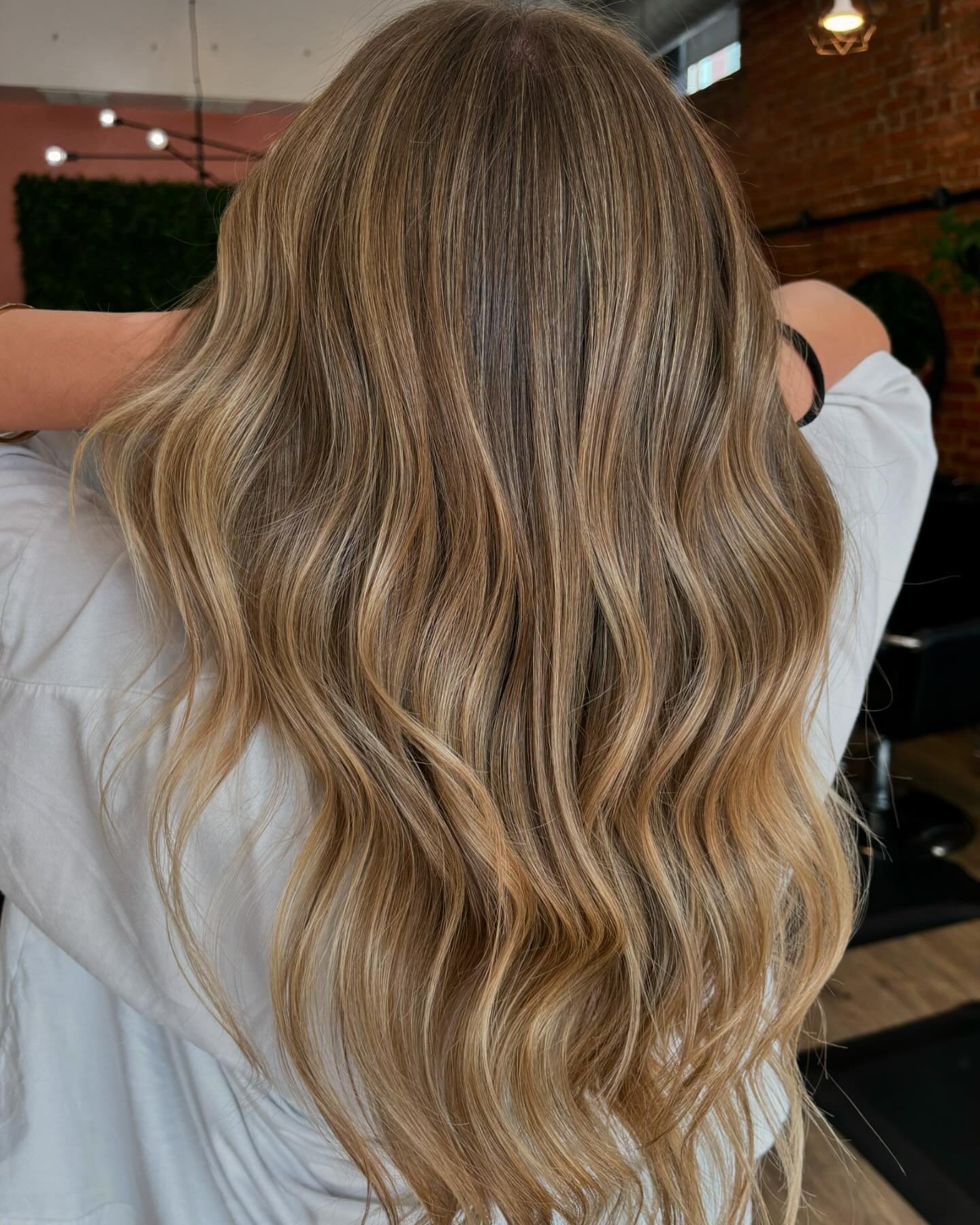 End of summer energy 🌞🍂

.
.
.
#kansascity #kansascityhairstylist #kcmo #westportkc