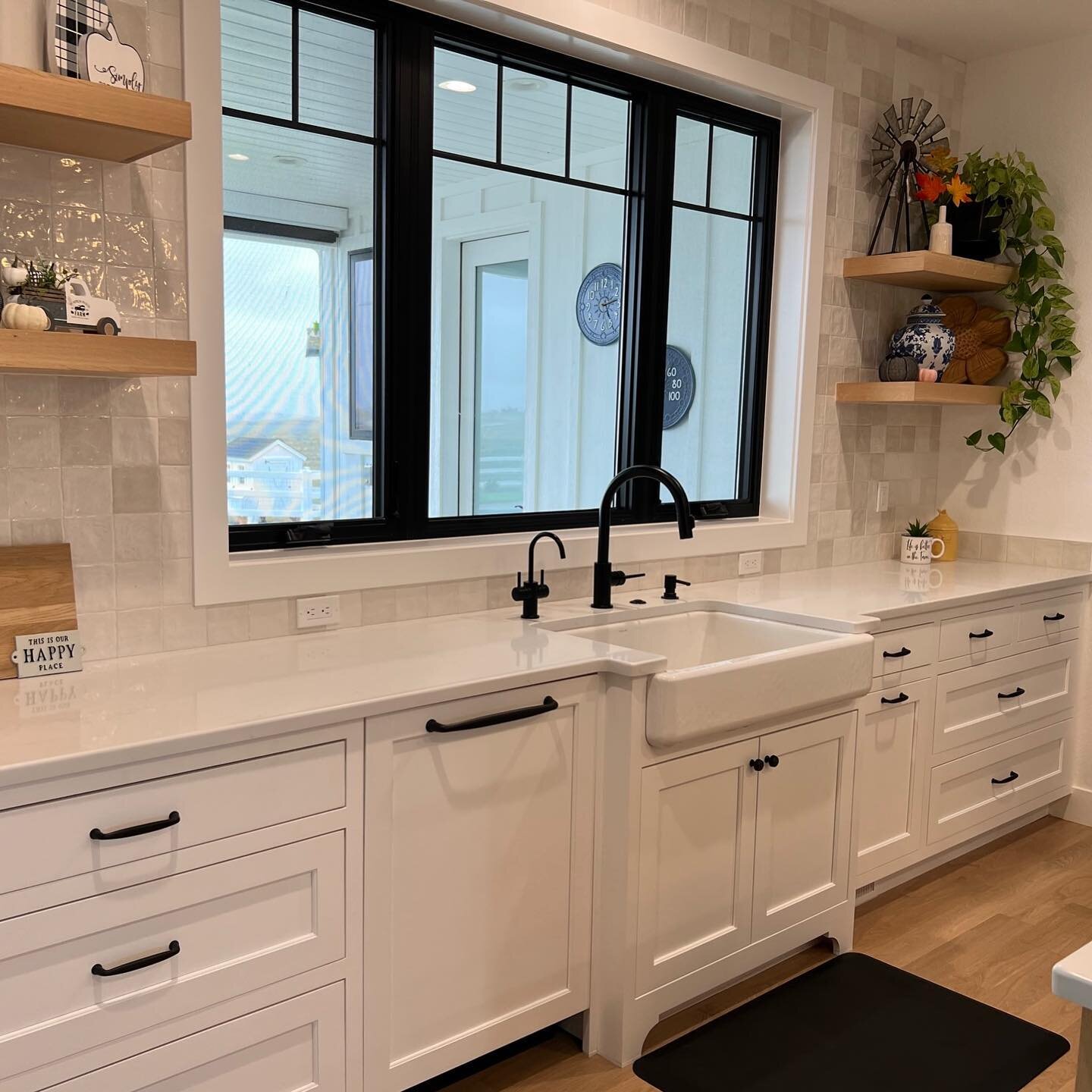 Hit Like and Follow! A custom apron sink fit. No trim needed! #denverkitchens #kitchendesign #apronsink #insetcabinets #whiteshakercabinets #amish #amishcabinets #customcabinetry