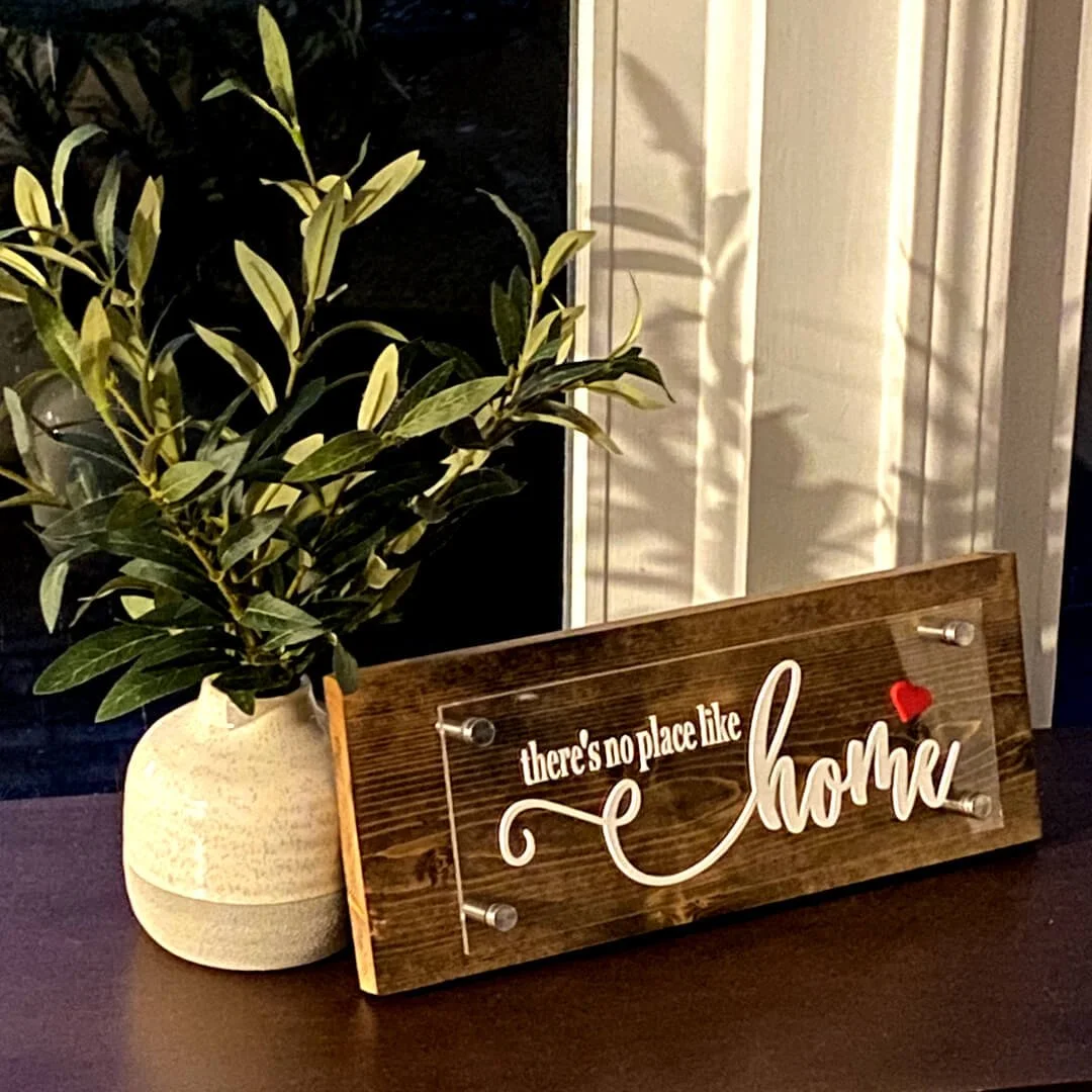 Guest Room Sign1a.jpg