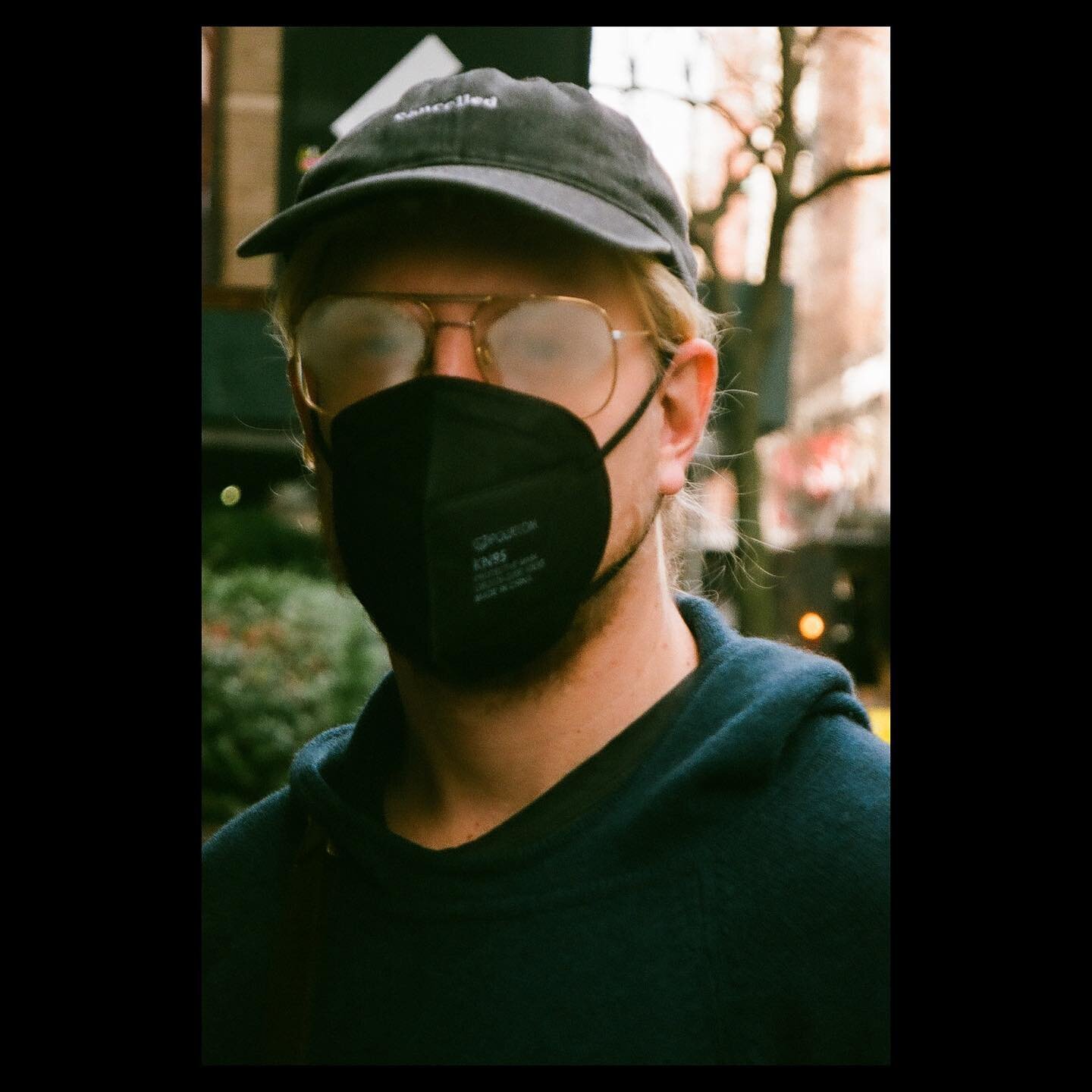 Lost in the fog of the virus

Shot with an #Olympus Stylus Infinity 140 on #Fujicolor 400 #35mm 
.
.
#35mmfilm #covid #filmphotography