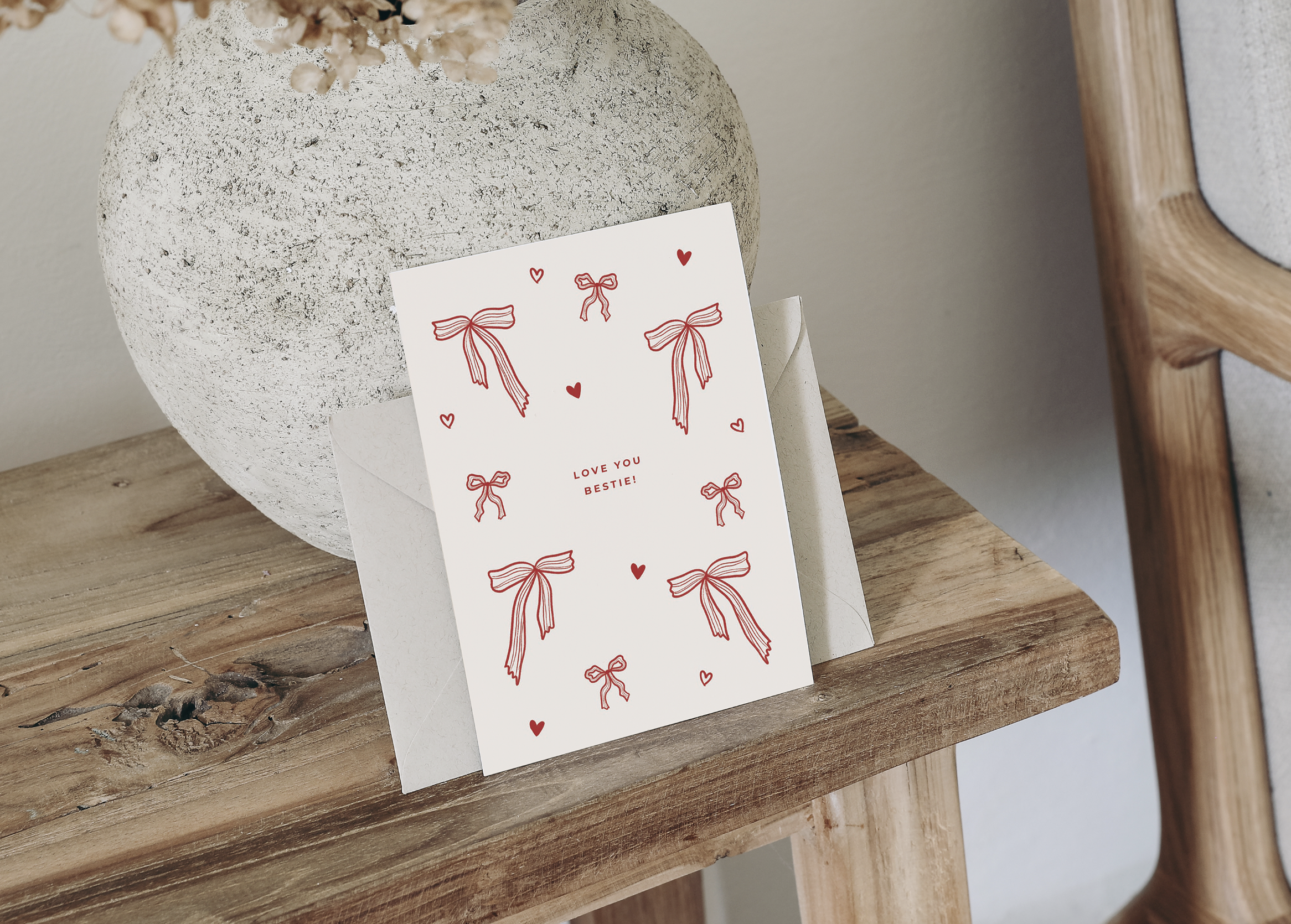 Love you Bestie Greeting Card – Hand-Drawn Bow Illustrations