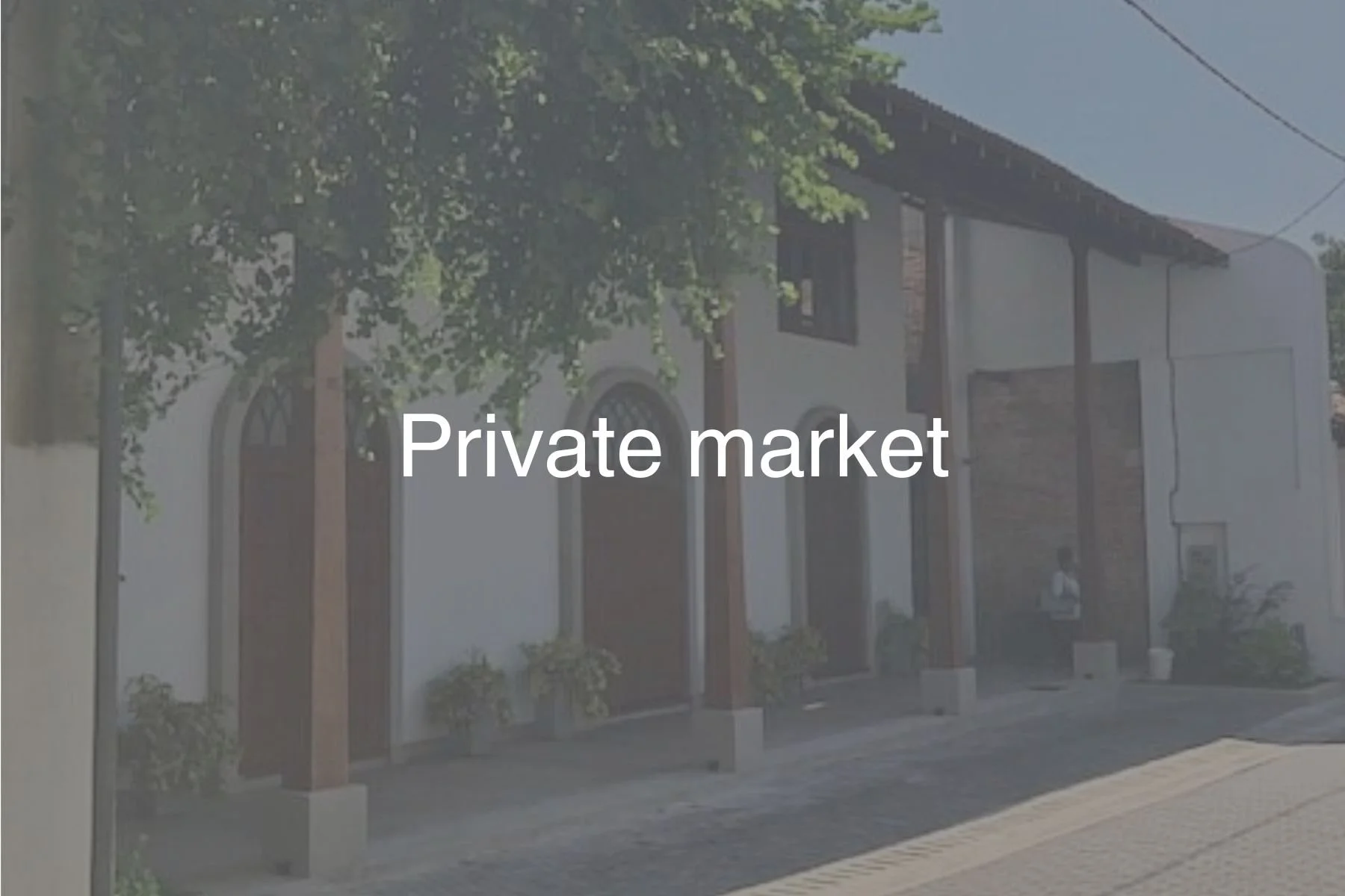 A large villa for sale in prime Galle Fort location