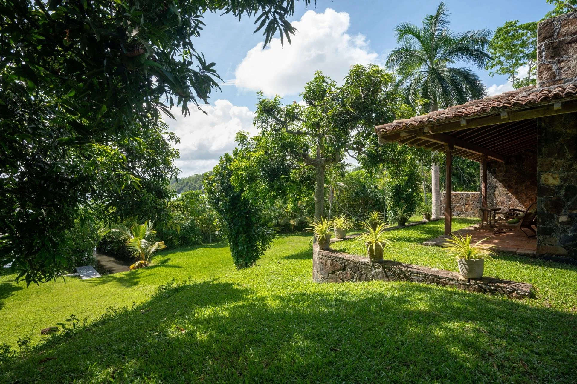 Lakefront villa for sale | Koggala | Sri Lanka | (231) 26.jpg