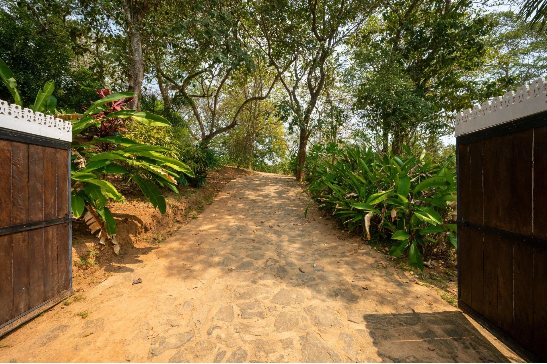 oceanview villa for sale | Mawella | Sri Lanka | (250) 25
