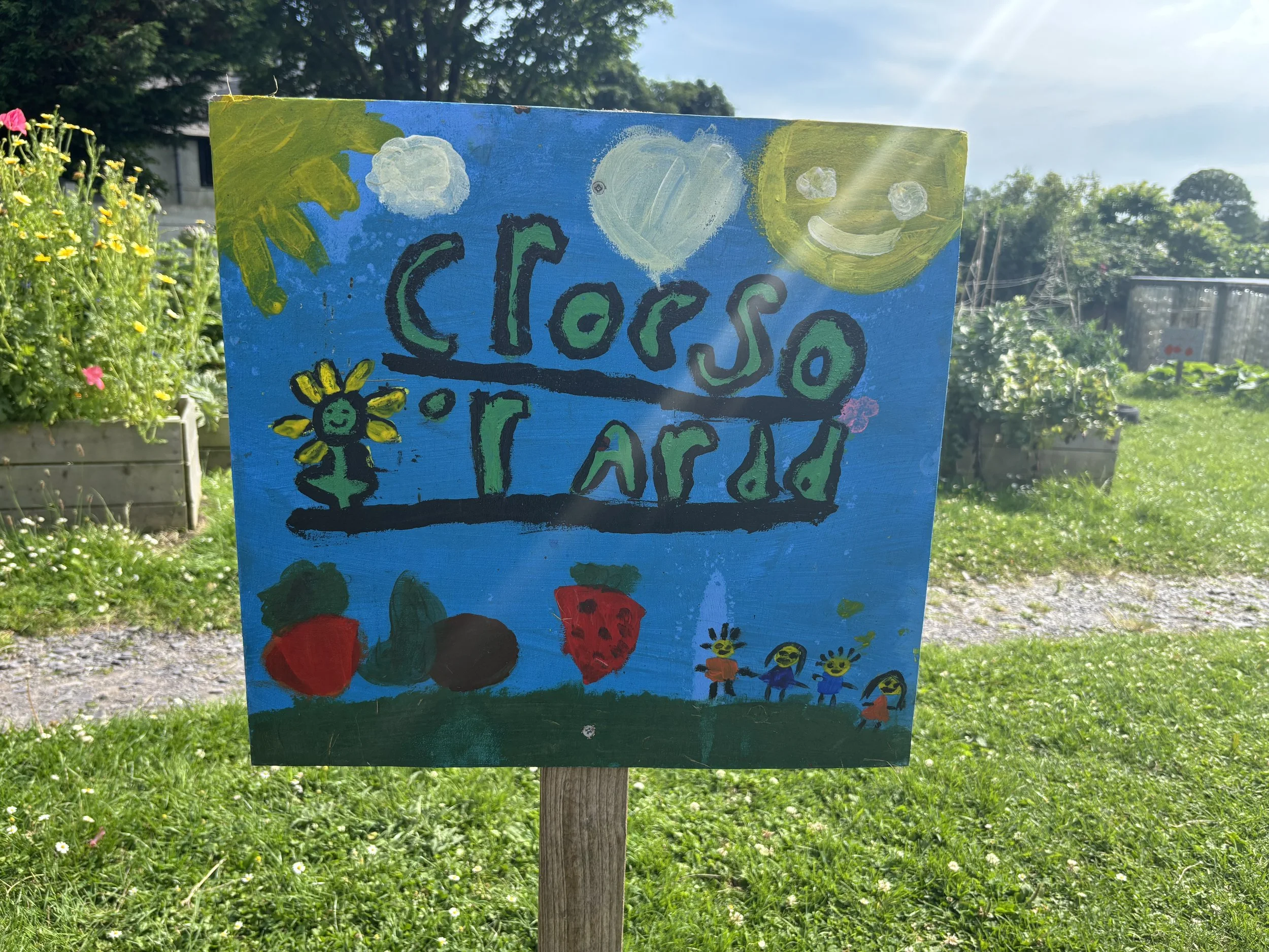 Noddi Panel - Tŷ Gwydr Ysgol Llangoed