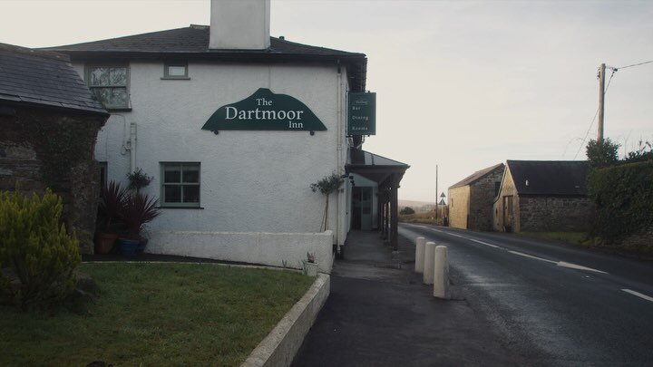 Not very on theme for today but here&rsquo;s some of my favourite shots from the @_thedartmoorinn restaurant film 🎥🍽️

#finedining #restaurantcontent #dartmoor #devon #filmproduction