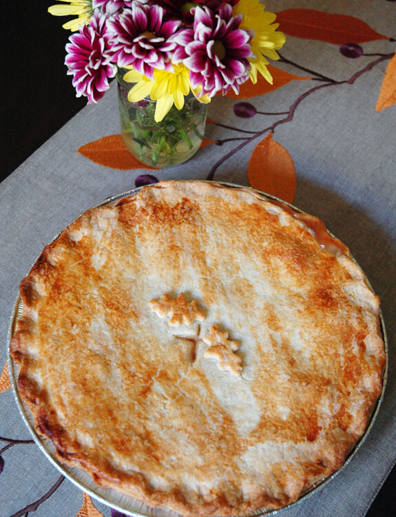 Spiced peach pie