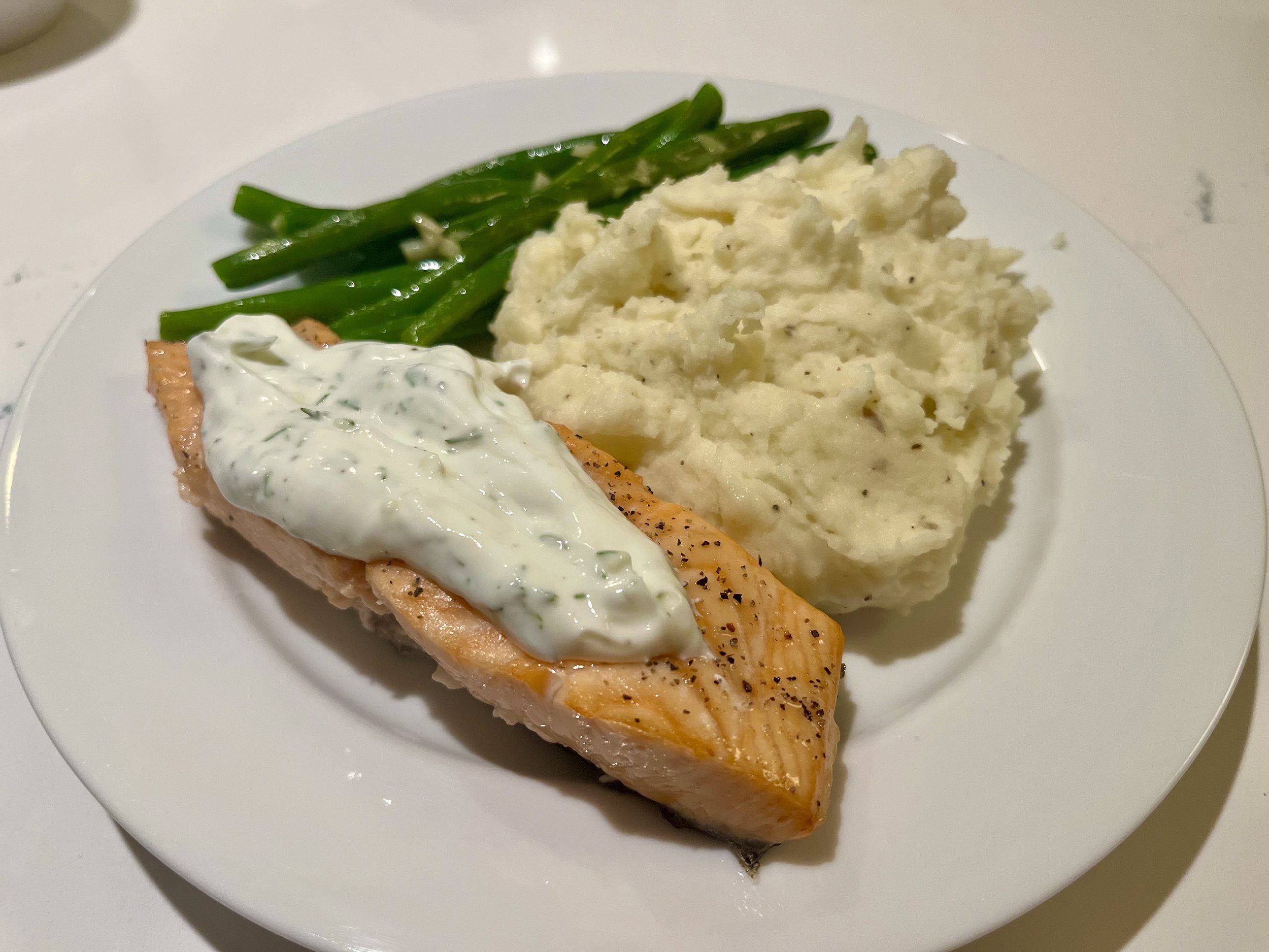 Baked Salmon with dill yogurt sauce