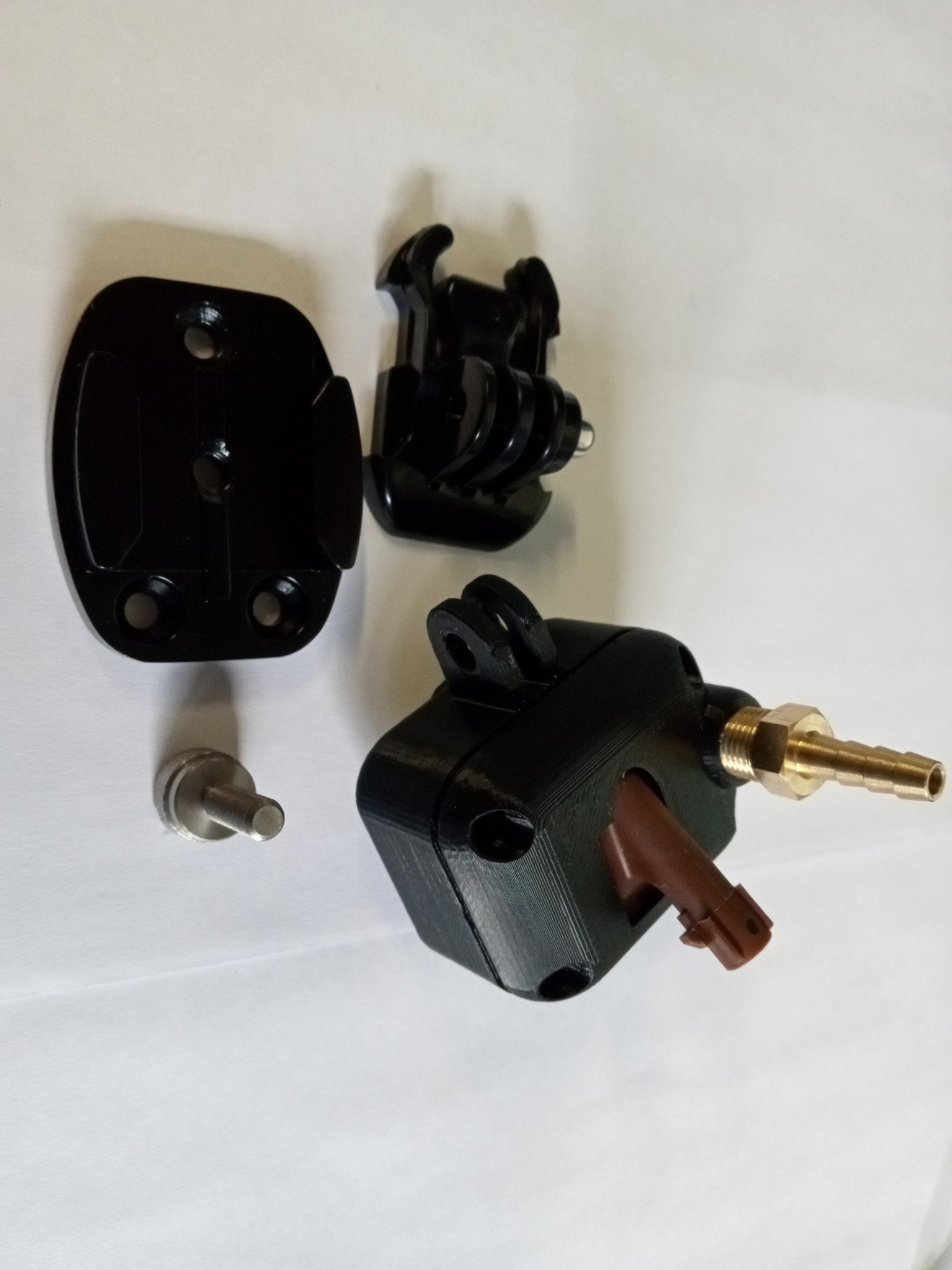 fd6b0e00-cce9-442a-a5ab-0e28e0f456bc.jpg
