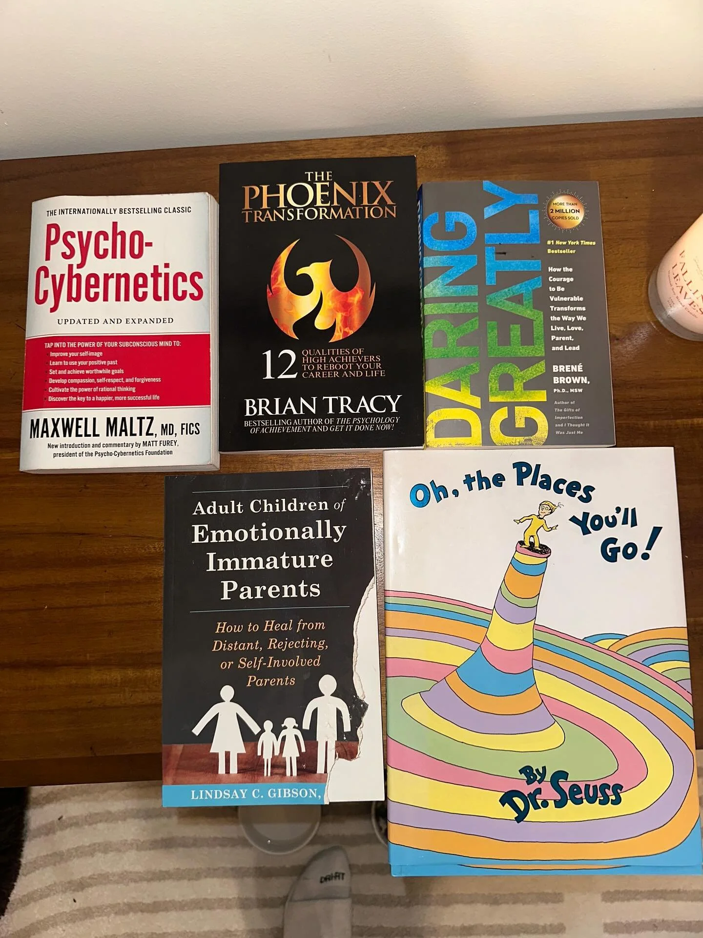 I’m writing! More on that at the end. Here are some books on my shelf I want to share with you today ⬇️
1. Psychocybernetics —  If you like the *way* I think and solve problems you will love this book. I was coming off a break from readi