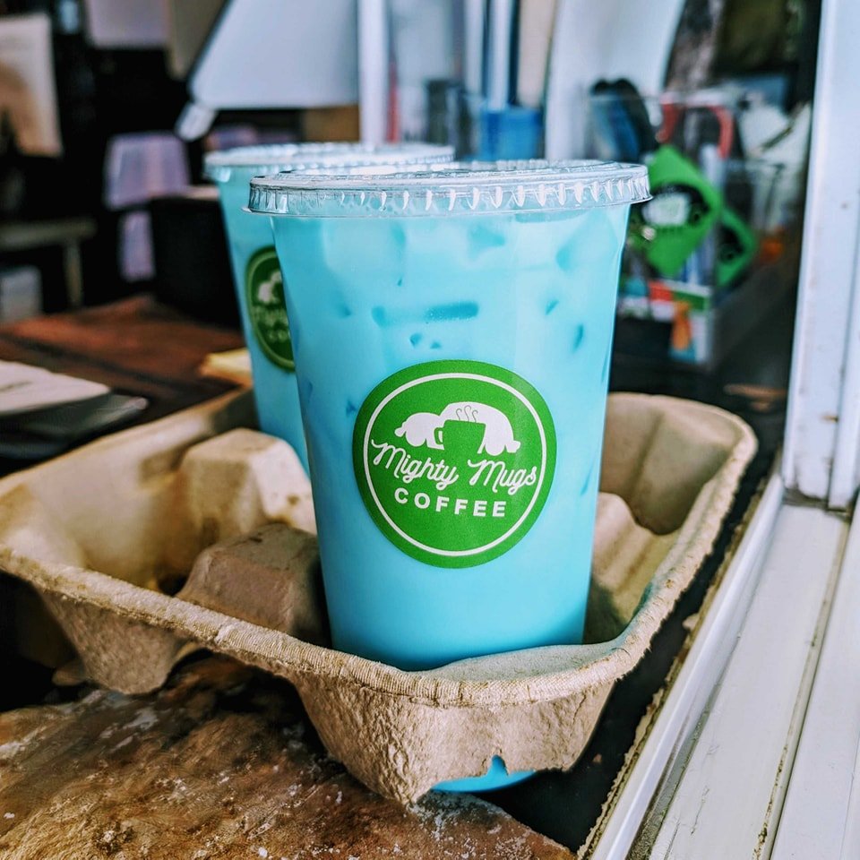 Stay hydrated with some mixed energy drinks from us today!

$1.00 off Energy Drinks at all locations, every Wednesday!

#energydrinks #blue #tikibreeze #lovecaffeine #pnwcoffee
#energized #wednesdaywisdom