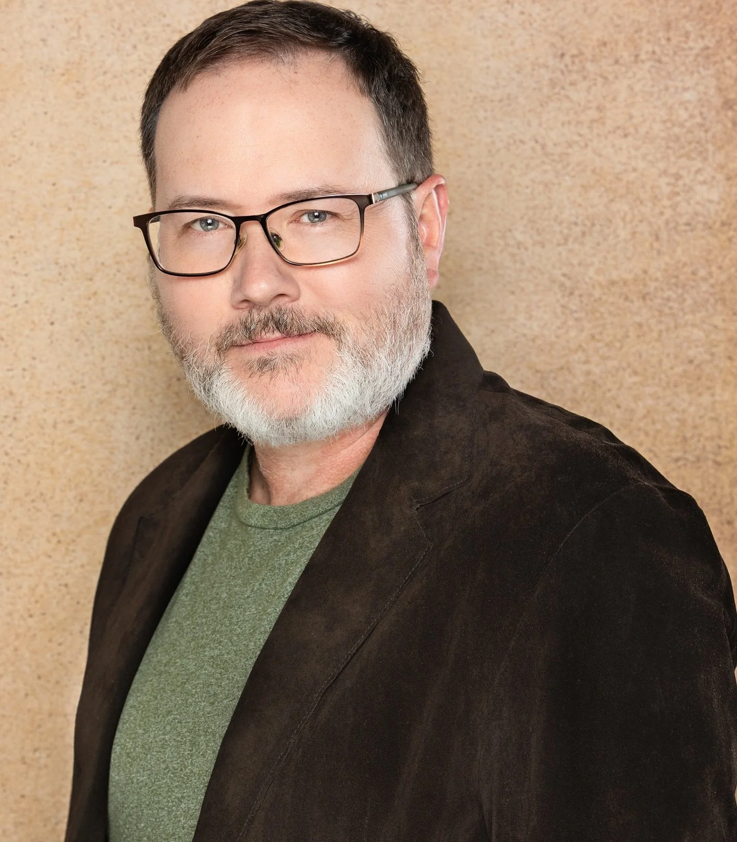 Jason was such a joy to work with, his grounded energy and sharp presence really come through in this look. 🤩

This look screams professor, maybe in a mystery thriller? 👀  That smirk tells me there&rsquo;s more to Jason&rsquo;s story. Lol 🤭

What 