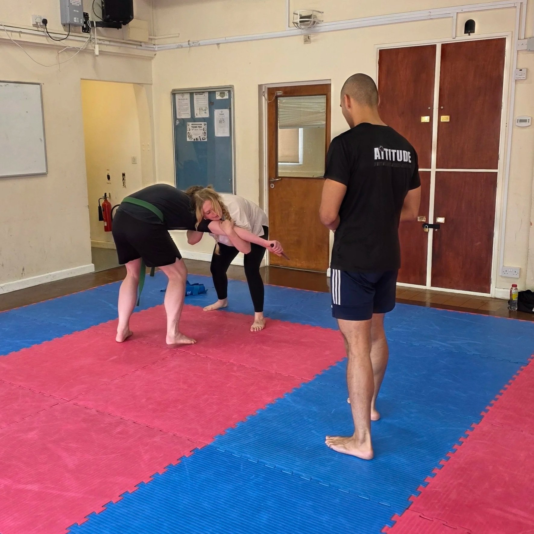 Knife-defence drills