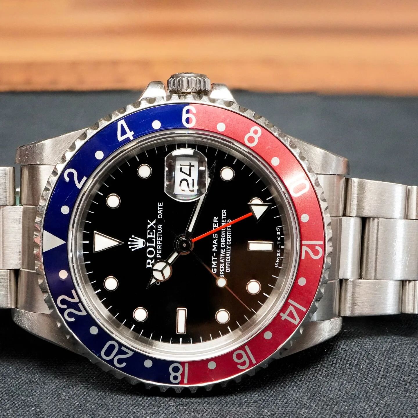 Rolex pepsi, single owner, always worn. Has worn and continues to wear it everyday. 
Just a good example of a vintage watch that has been enjoyed and loved. 
.
.
.
#adelaidewatchrepair #watchrepair #watchmaker #rolex