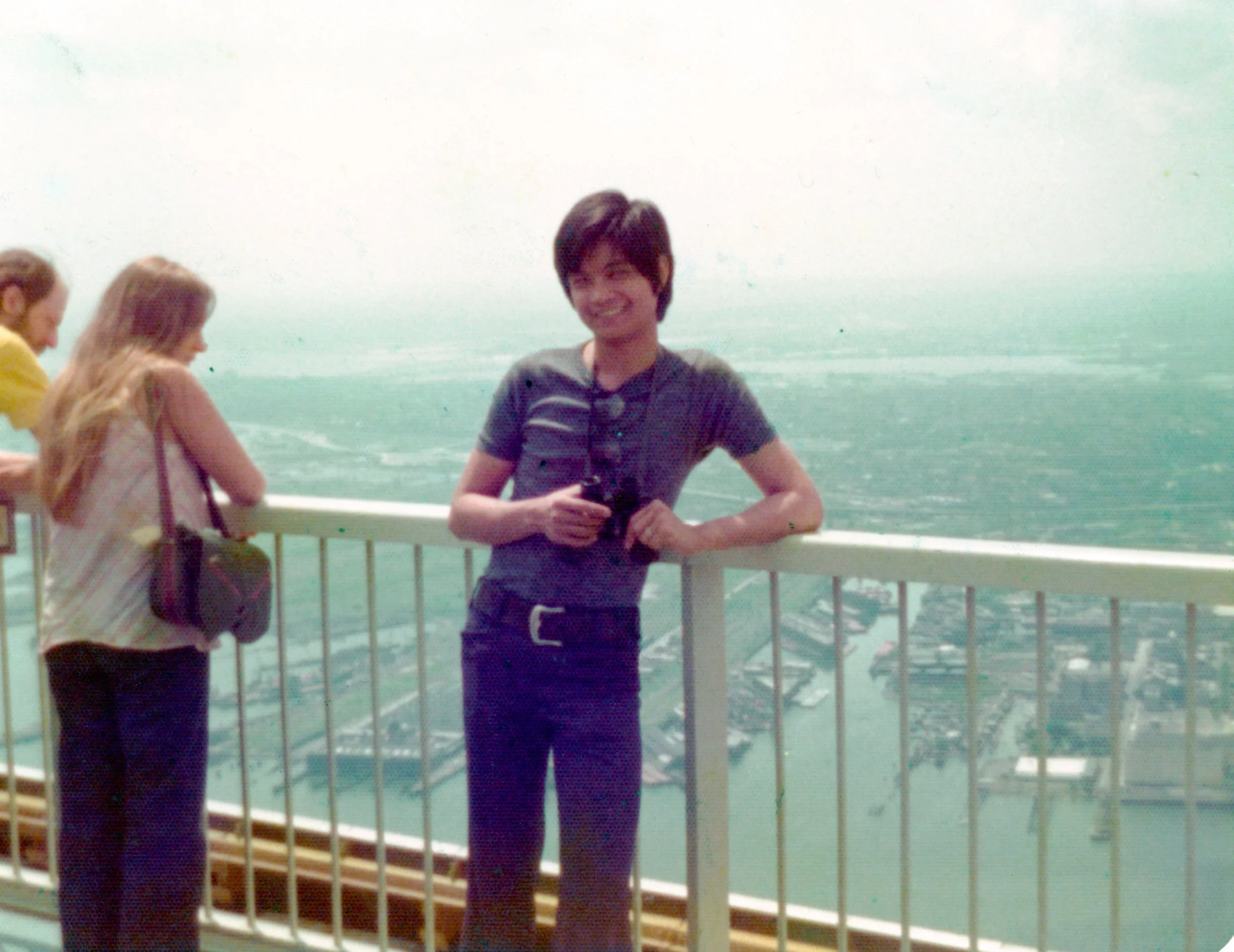 1976_9.18_On top of Twin Towers001.jpg