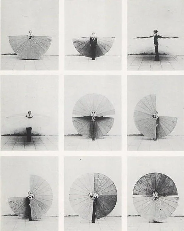 Virgo season 

Known sources:
1) White Body Fan, Rebecca Horn
3) Villa of Vincenzo De Cotiis
6) Carolyn Carlson by Guy Delahaye
8) Luca Izzo
12) Sometimes by Mary Oliver
14) Paul Kooiker
17) @unavailable.rsrch