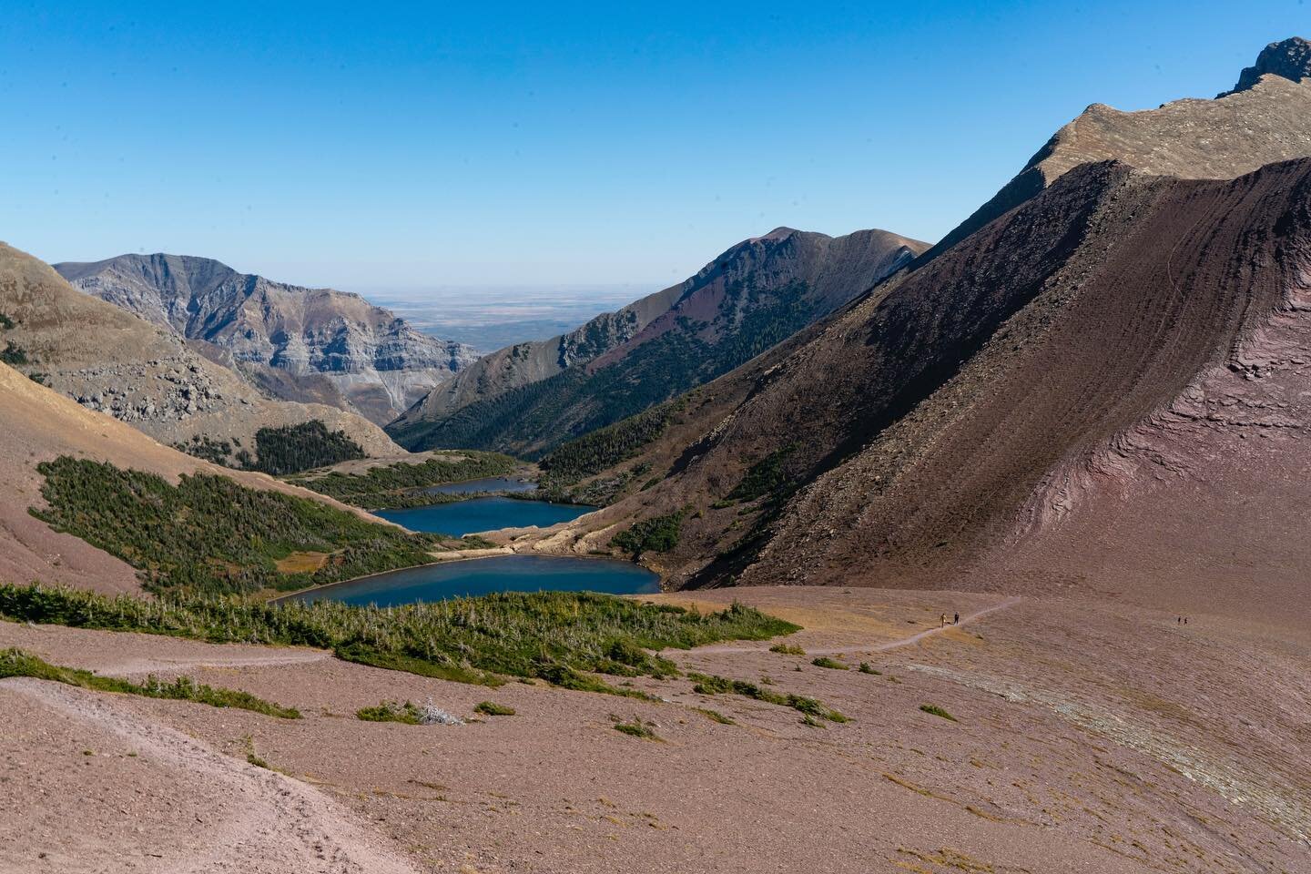 NEW BLOG POST!
A whirlwind visit with the family in Waterton Lakes National Park&mdash;hiking, horses, and even a bit of billiards! Read about my adventures in Western Canada on leavingsanity.ca (link in profile)
.
.
.
#travel #traveling #travelling 