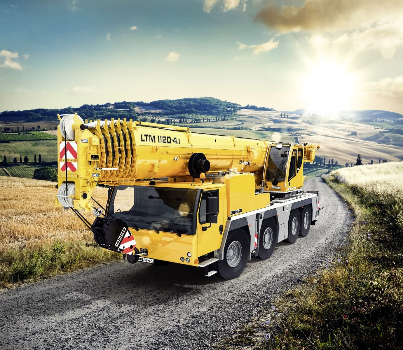 mobile-crane-ltm1120-4_1-300dpi.jpg