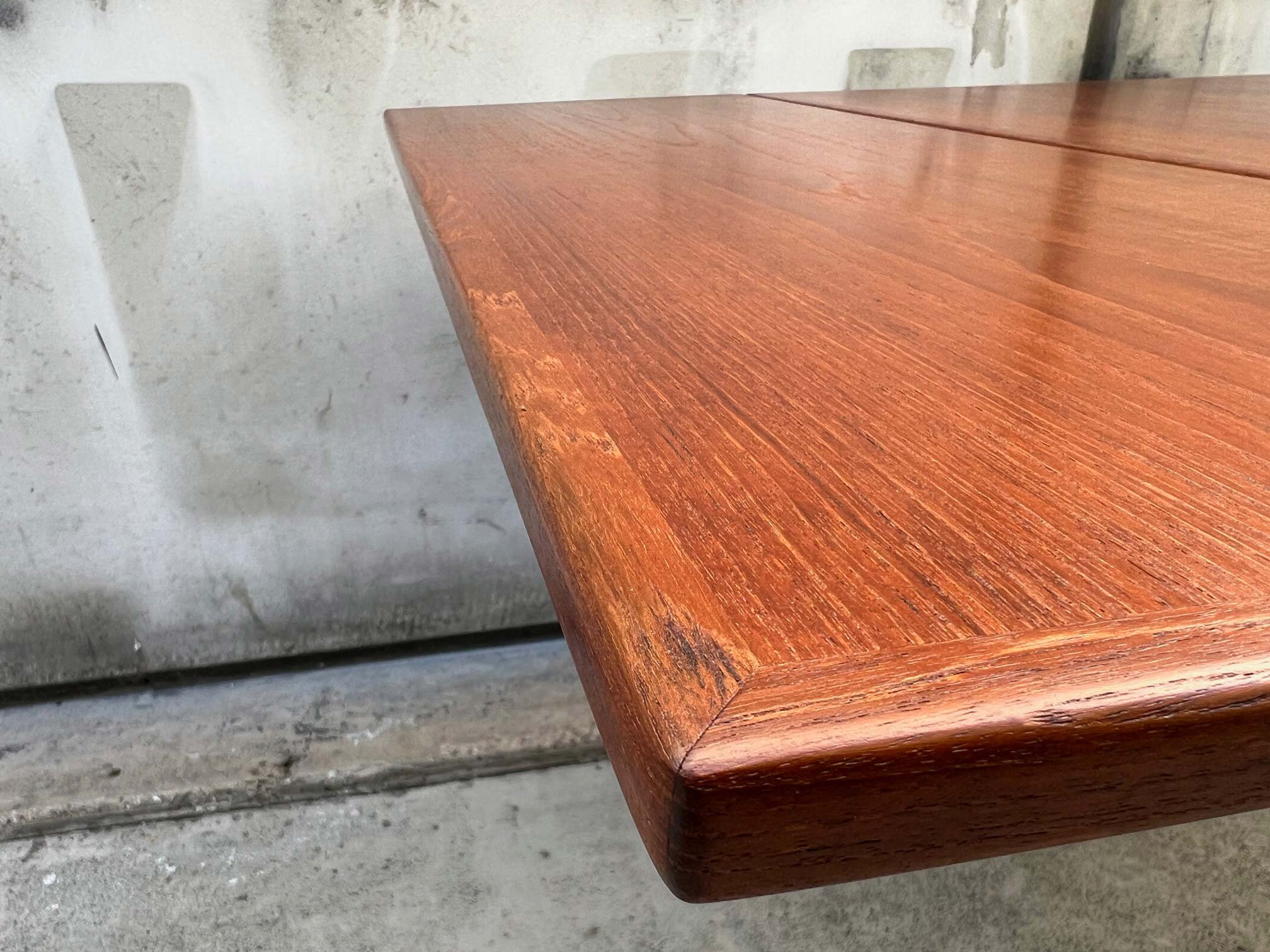 Mid-Century Modern Square Extendable Parker Dining Table