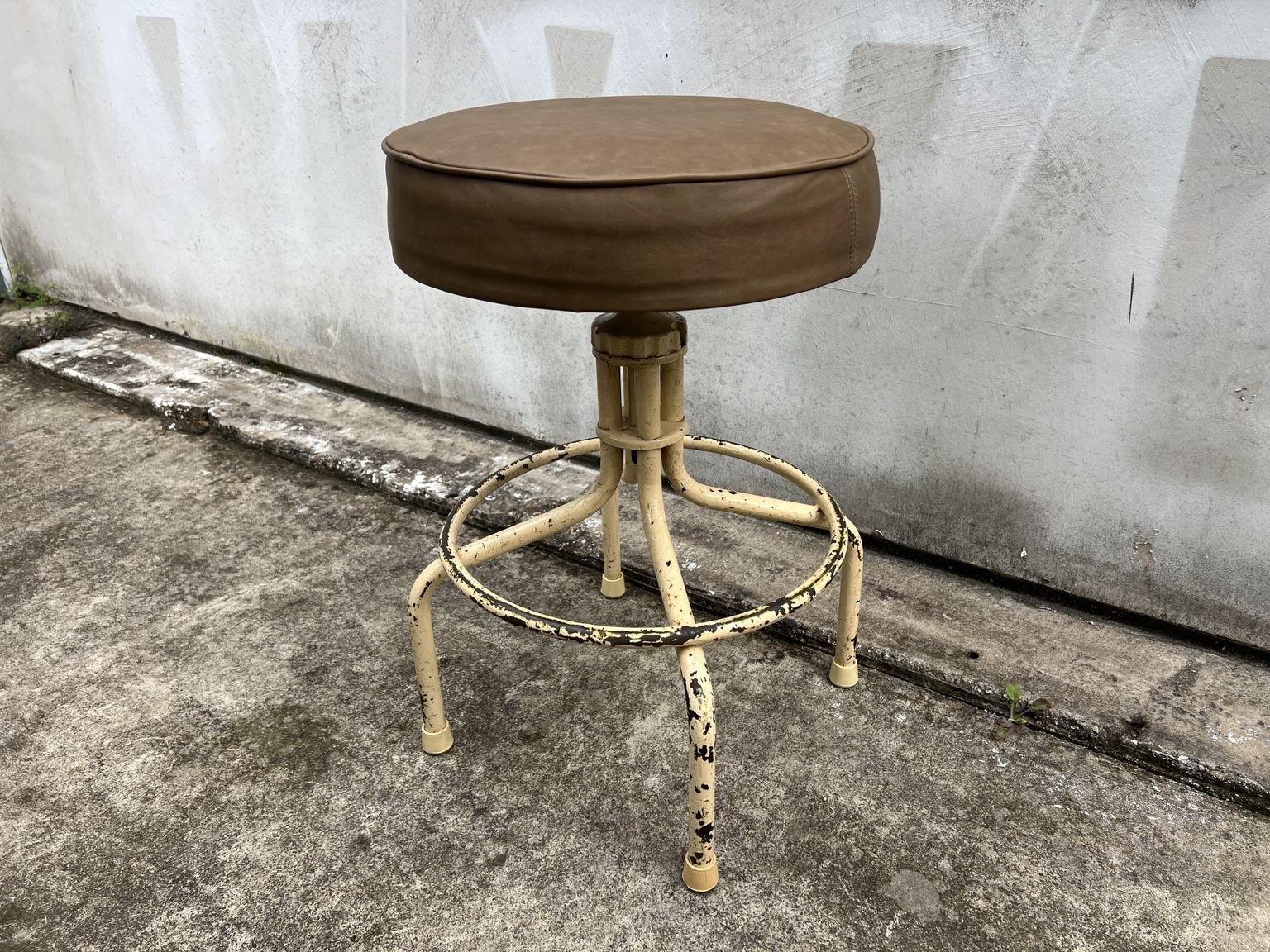 vintage industrial adjustable stool 7