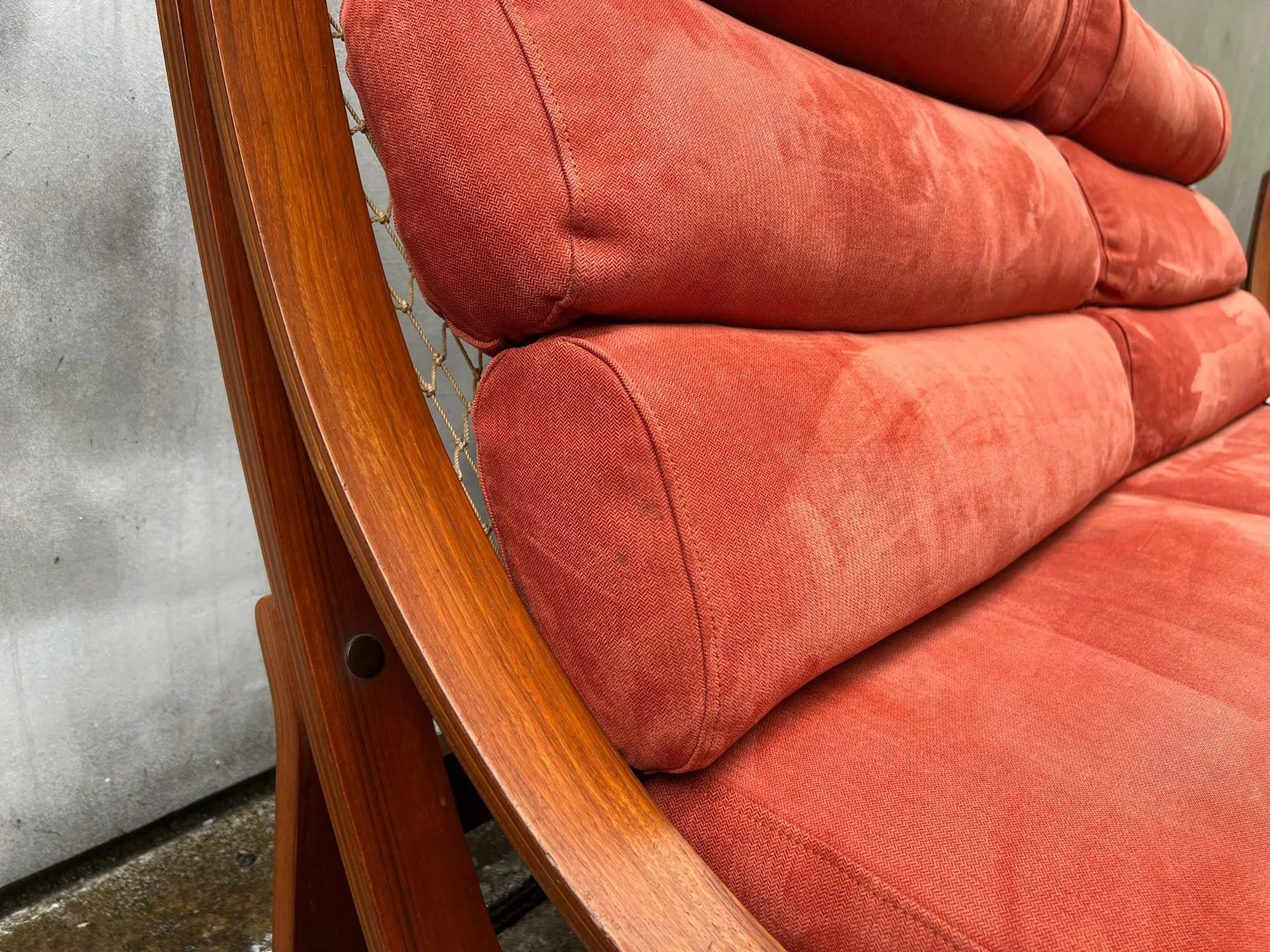 tessa-t4-leather-lounge-suite-by-fred-lowen-6.jpg
